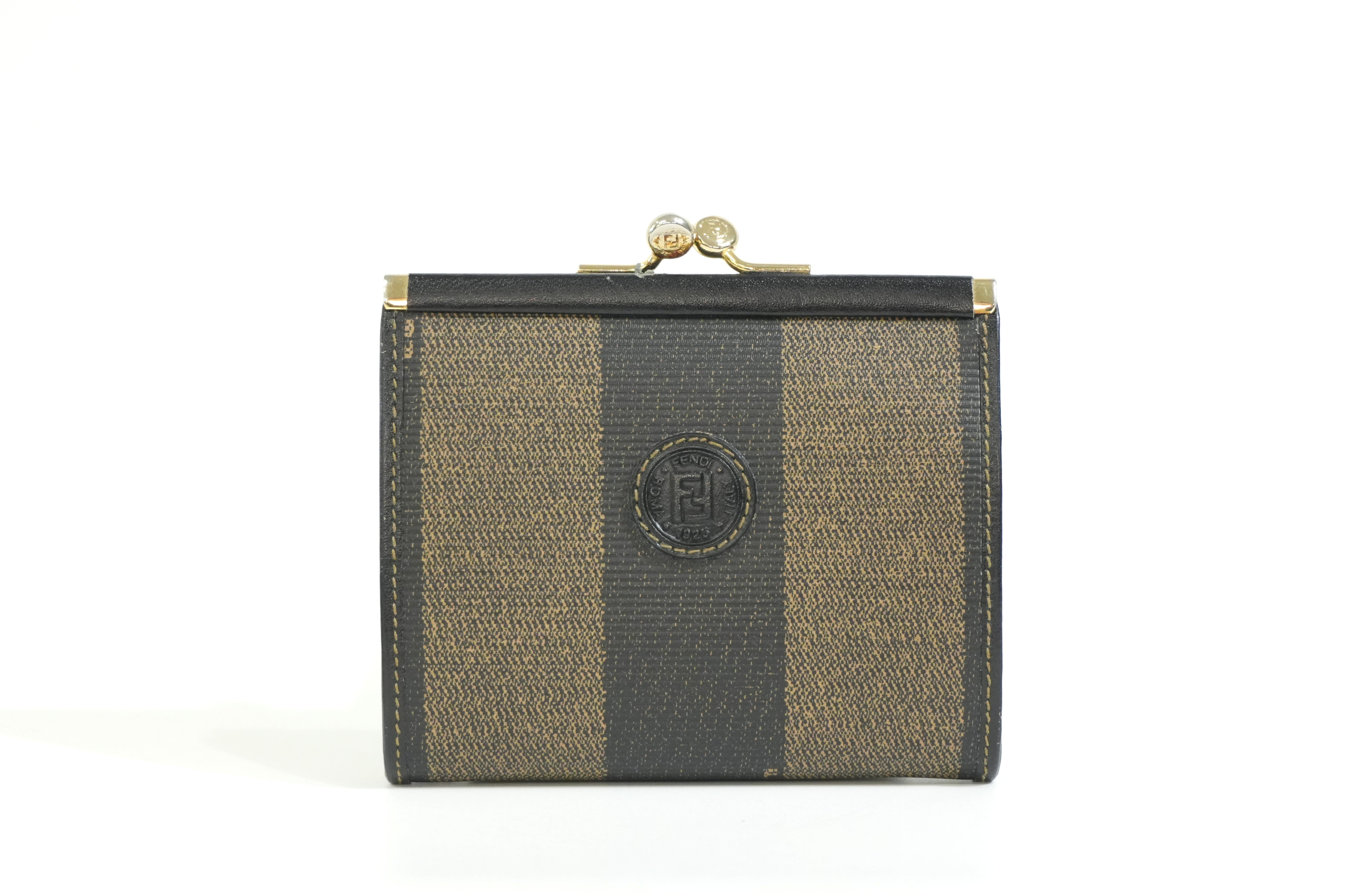 Pre-owned Fendi Pequin Coin Case Brown