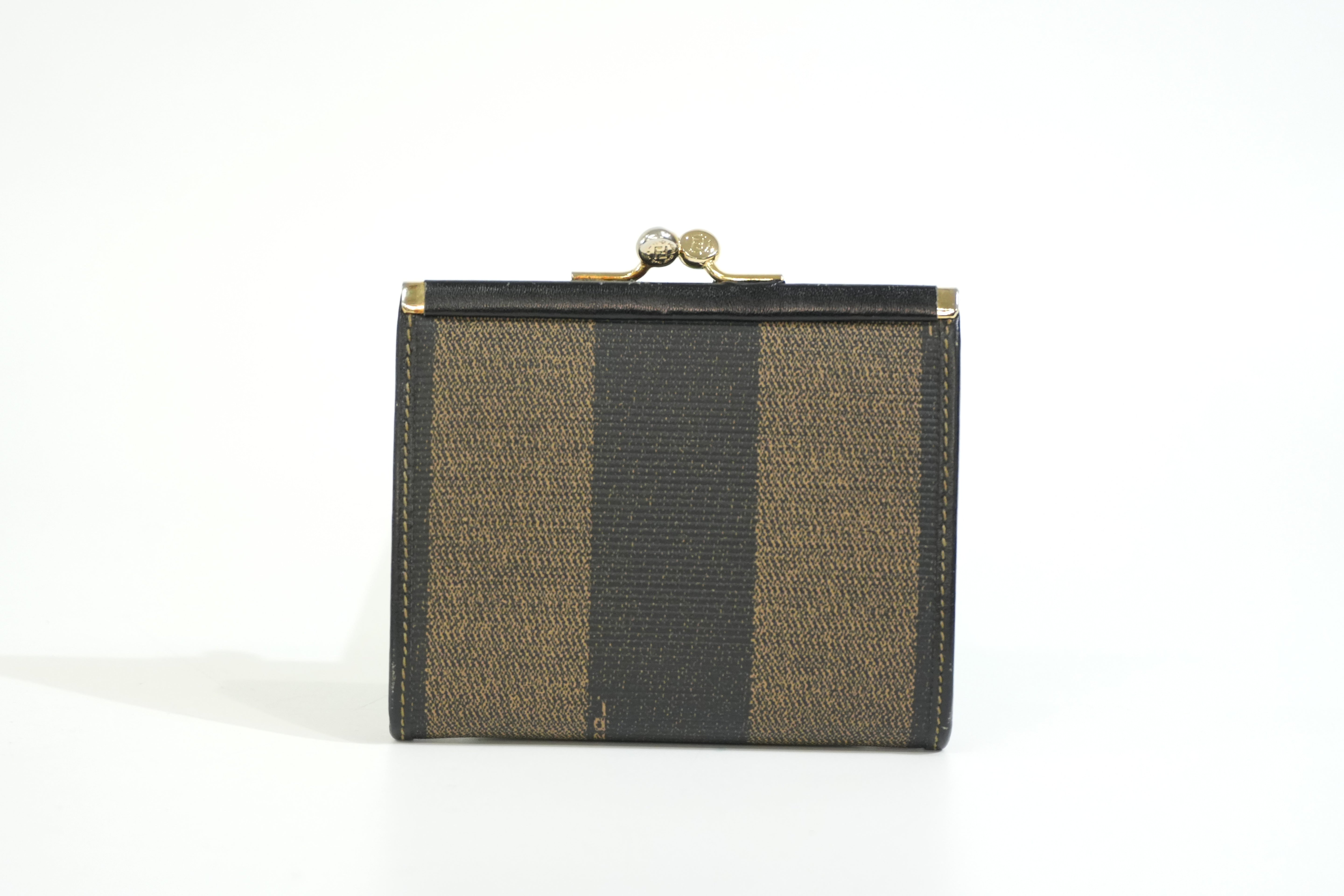 Pre-owned Fendi Pequin Coin Case Brown