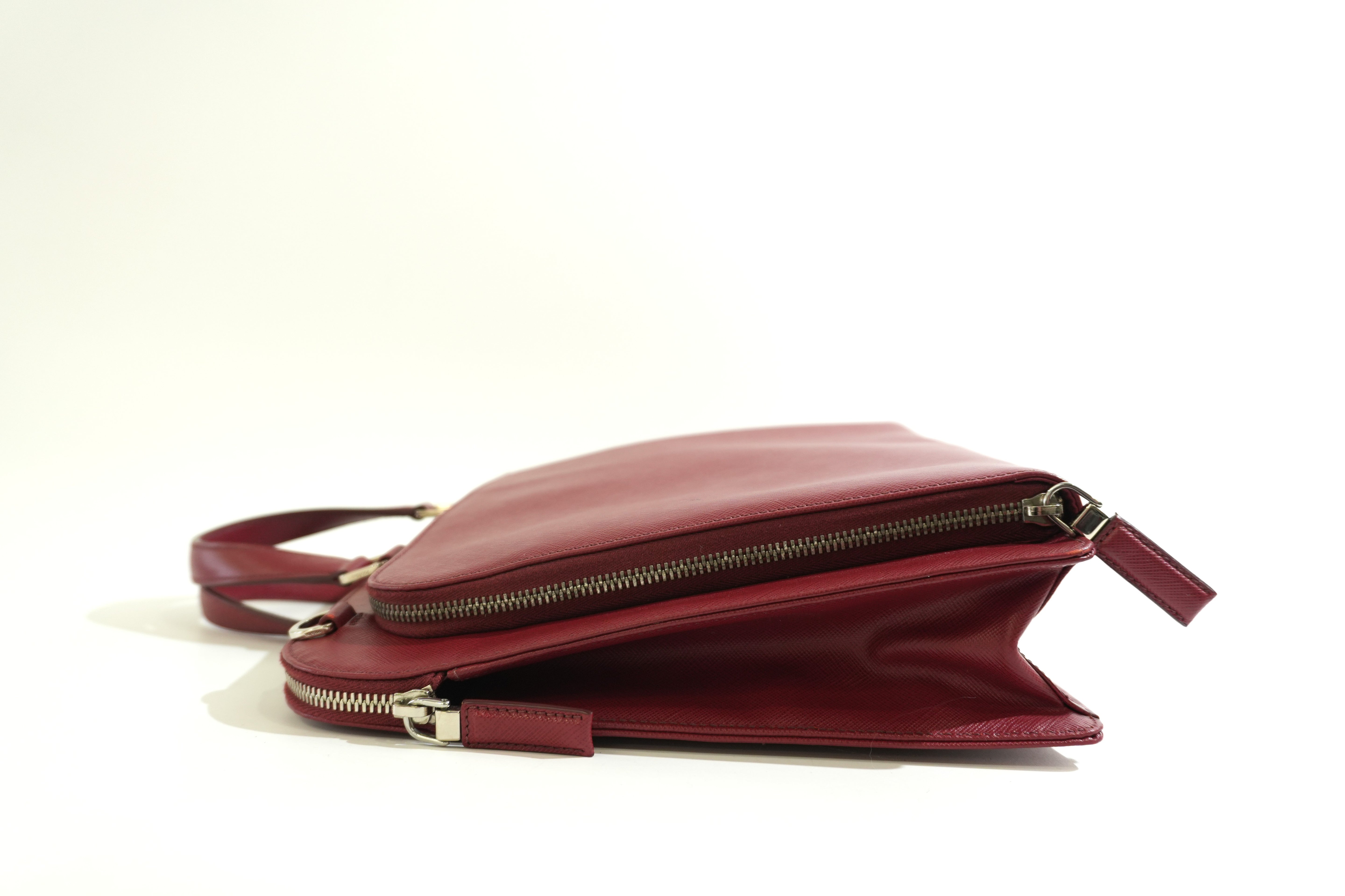 Pre-owned Prada Laptop Handbag Red