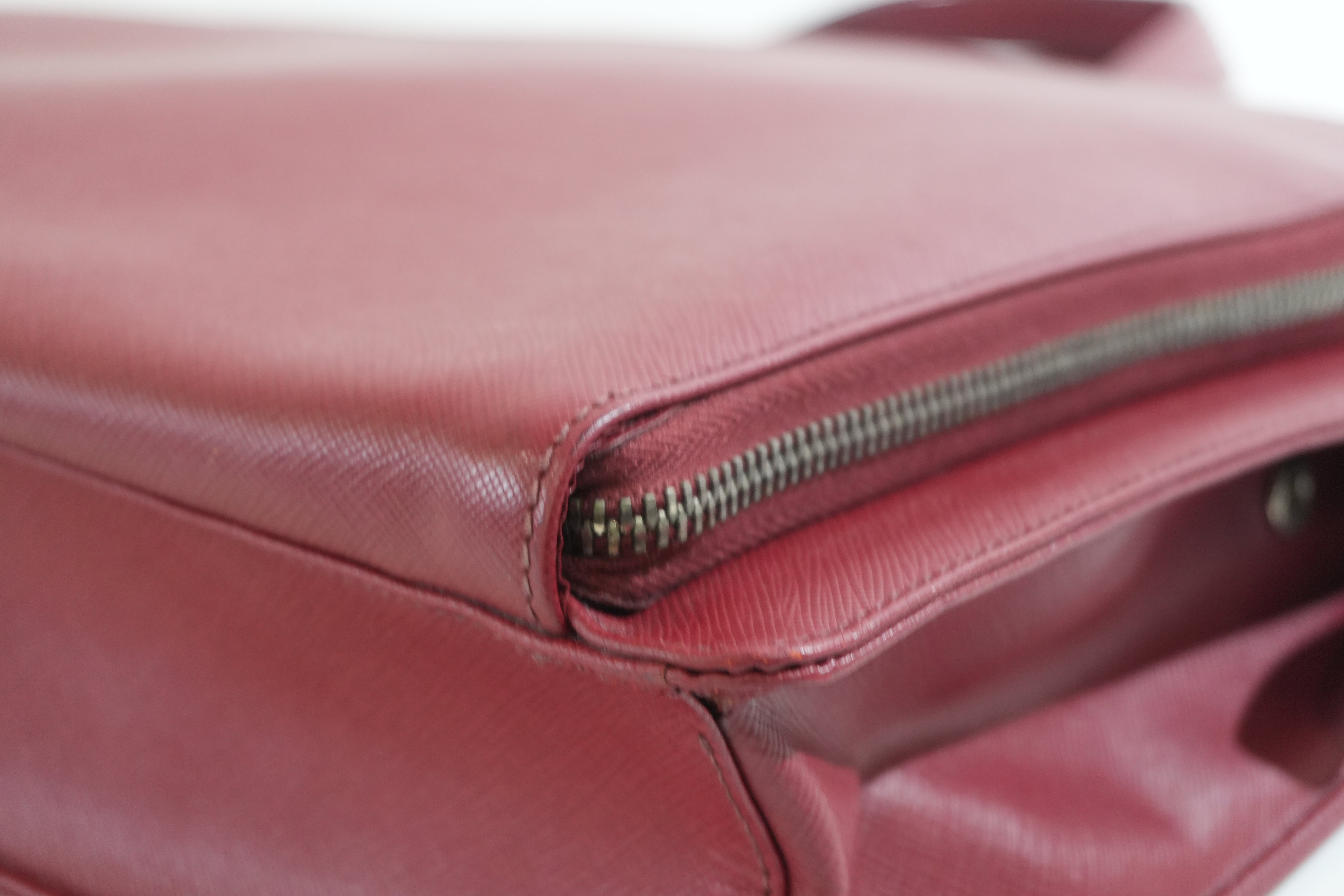 Pre-owned Prada Laptop Handbag Red
