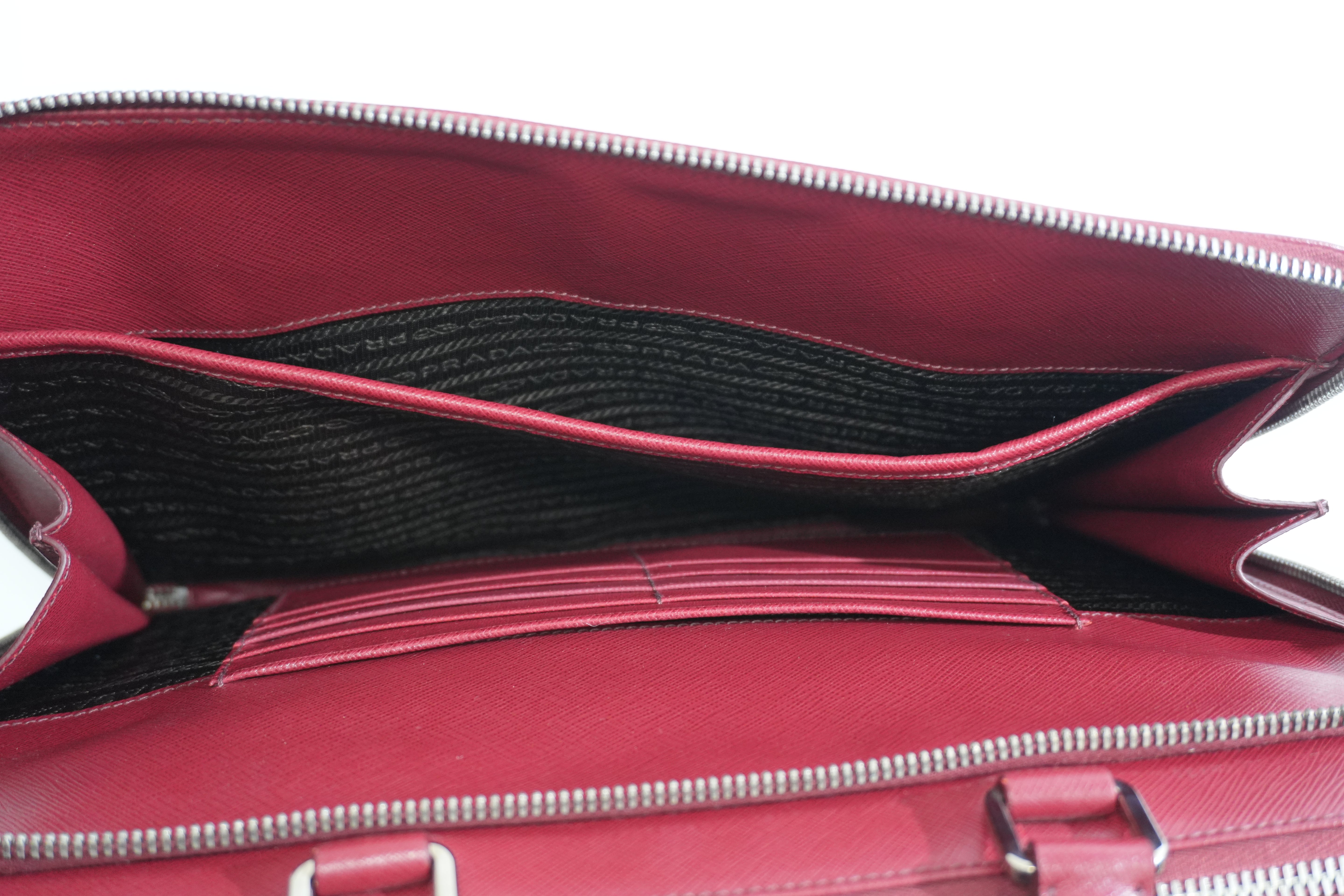 Pre-owned Prada Laptop Handbag Red