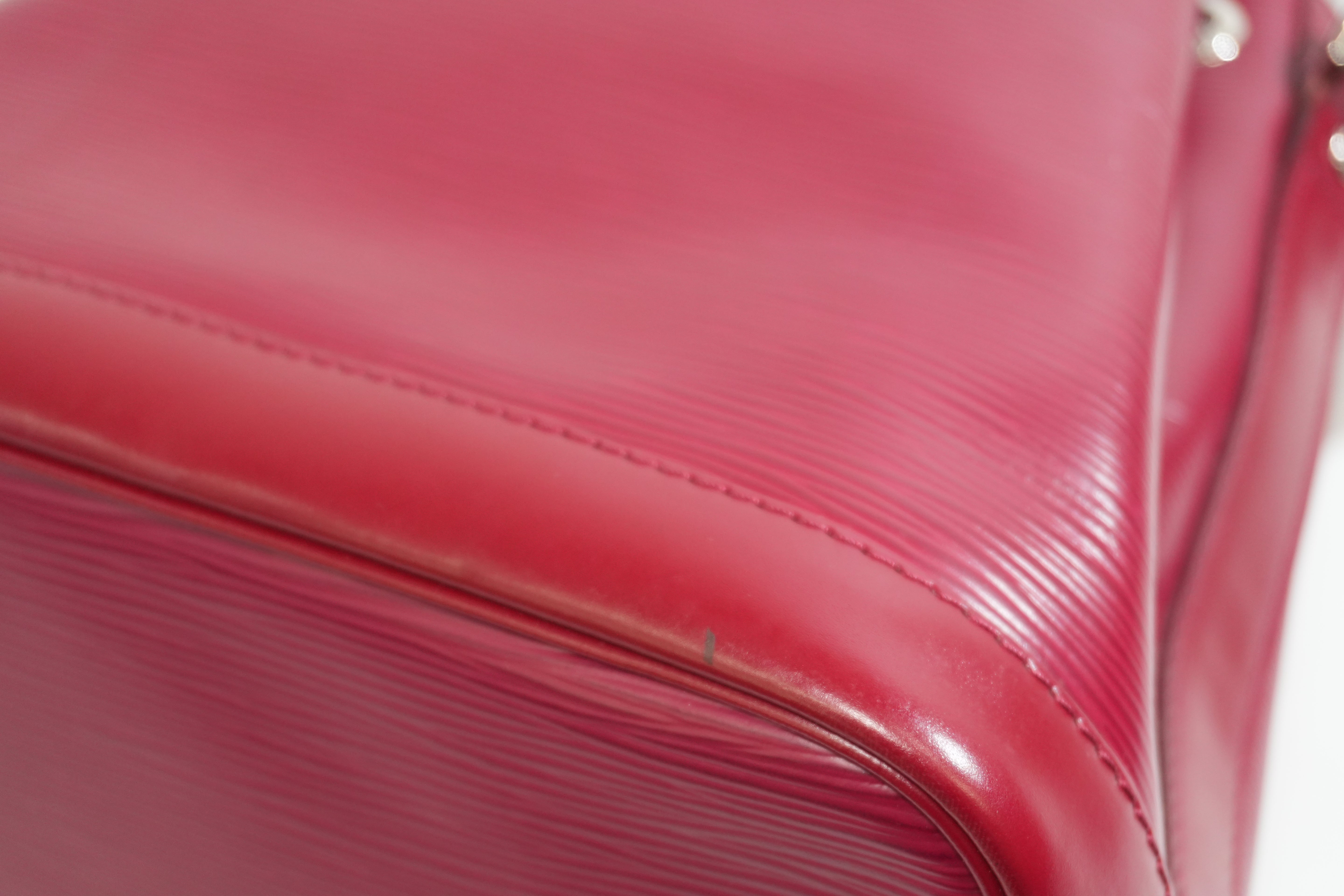 Pre-owned Louis Vuitton Noe BB Shoulder Bag Fuchsia Pink