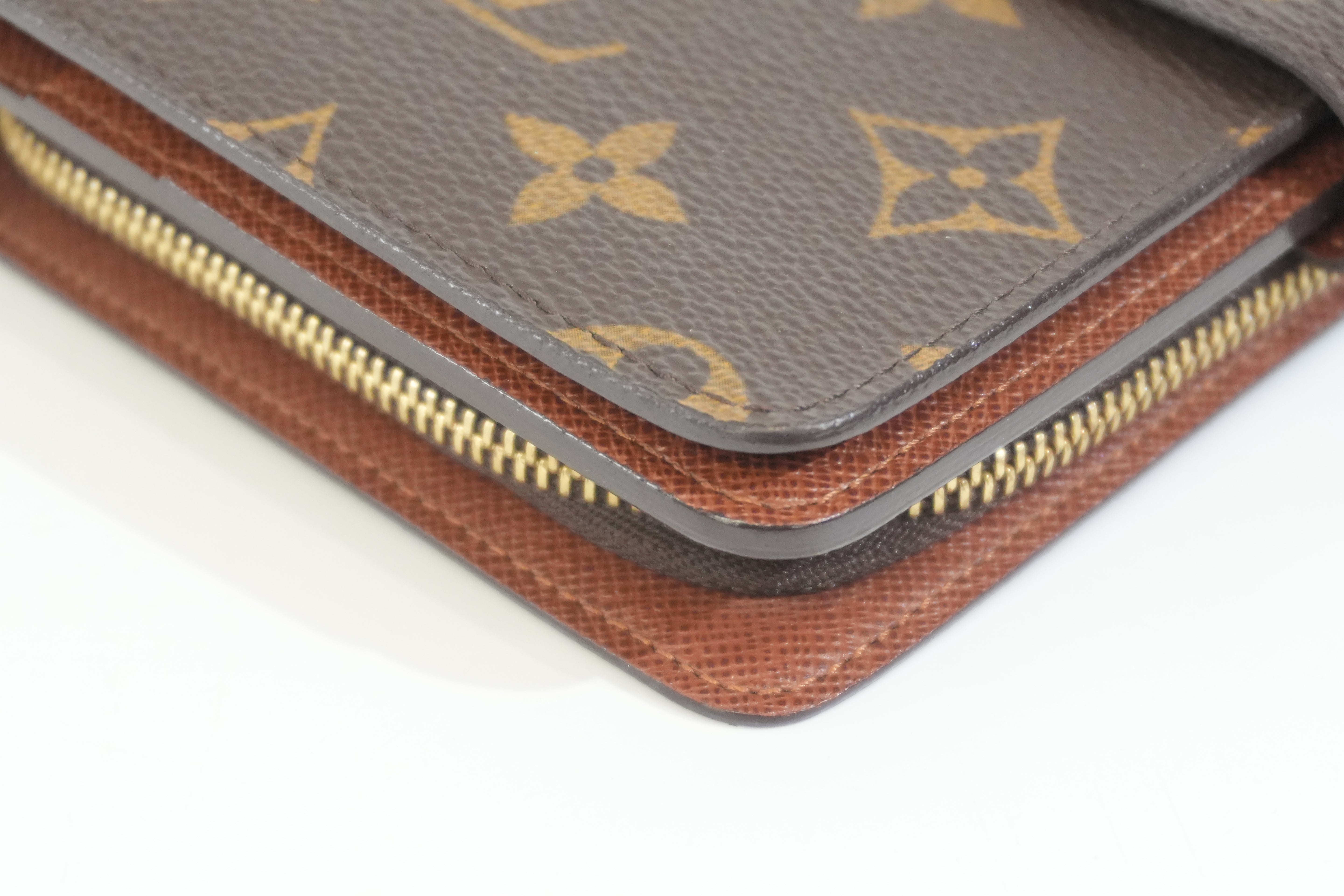 Pre-owned Louis Vuitton Monogram Papi Short Wallet