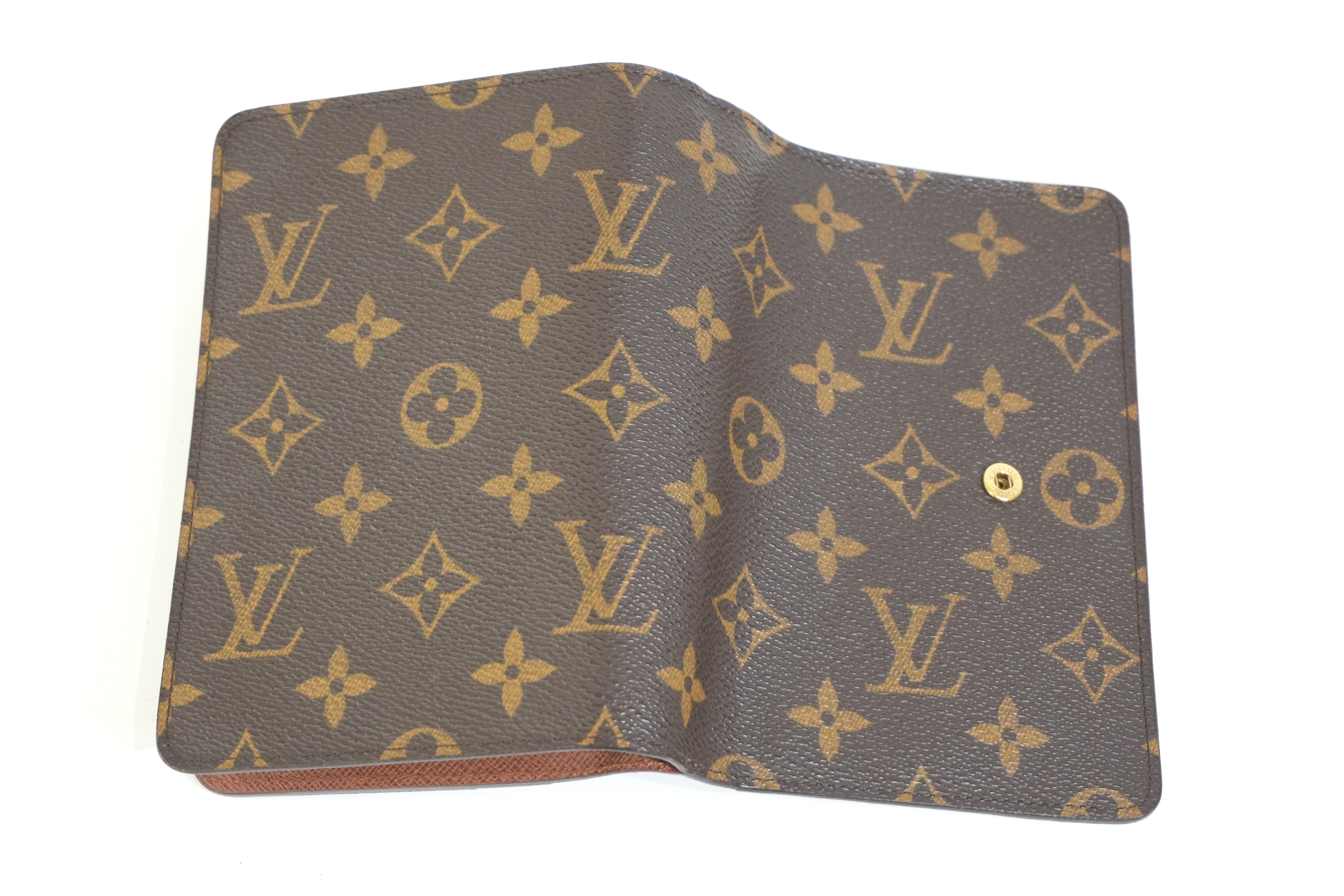 Pre-owned Louis Vuitton Monogram Papi Short Wallet