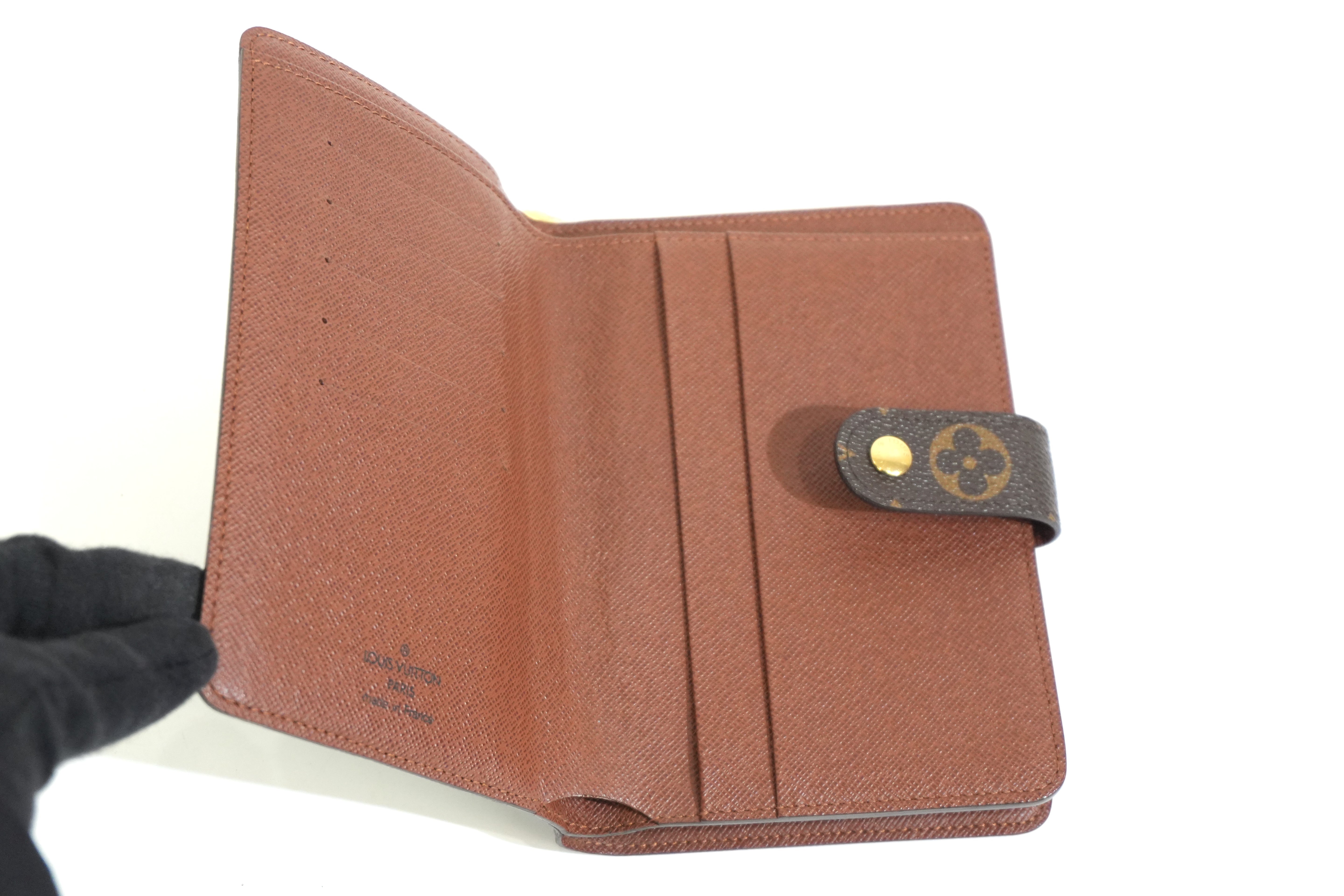 Pre-owned Louis Vuitton Monogram Papi Short Wallet