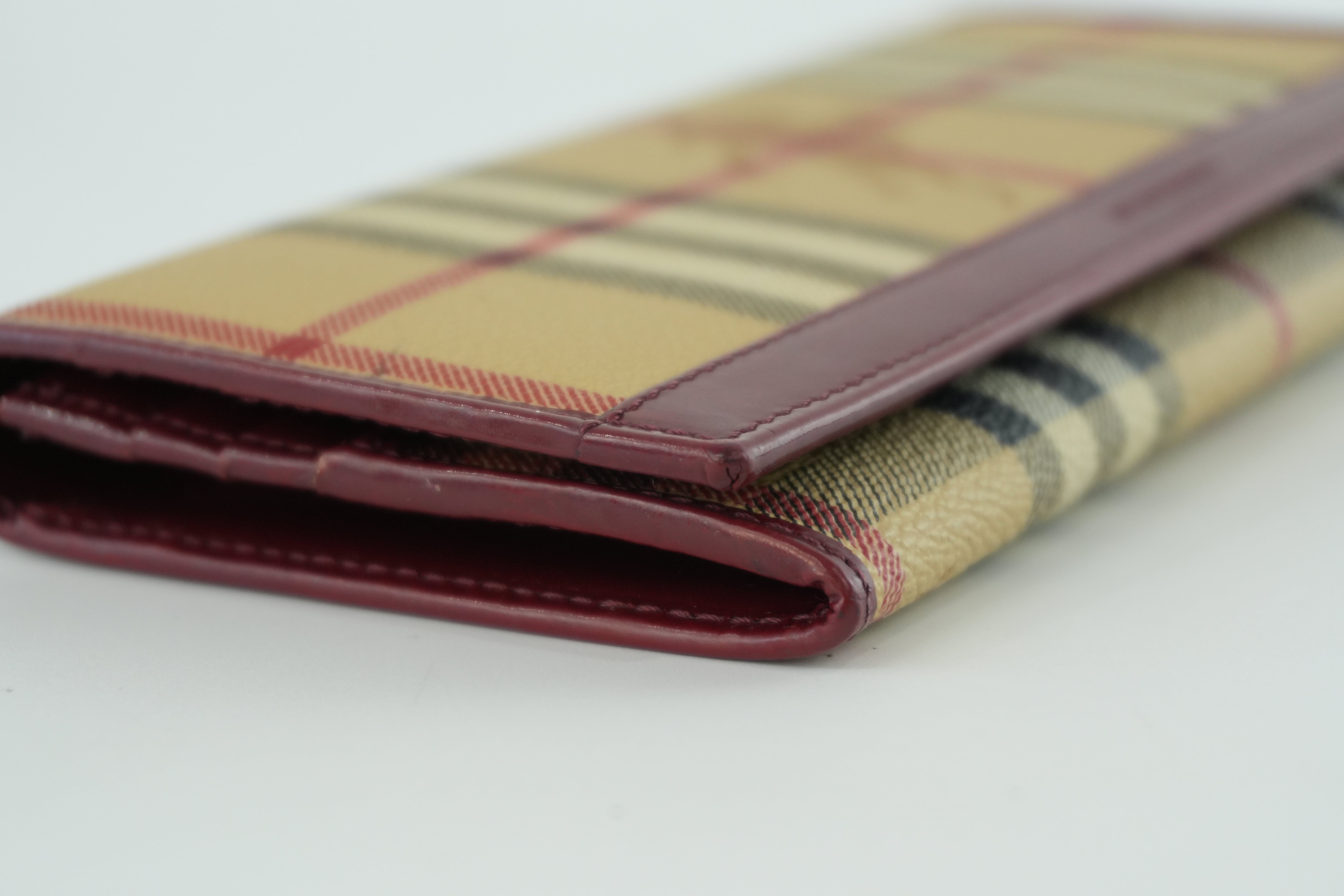 Burberry Wallet Burgundy Used