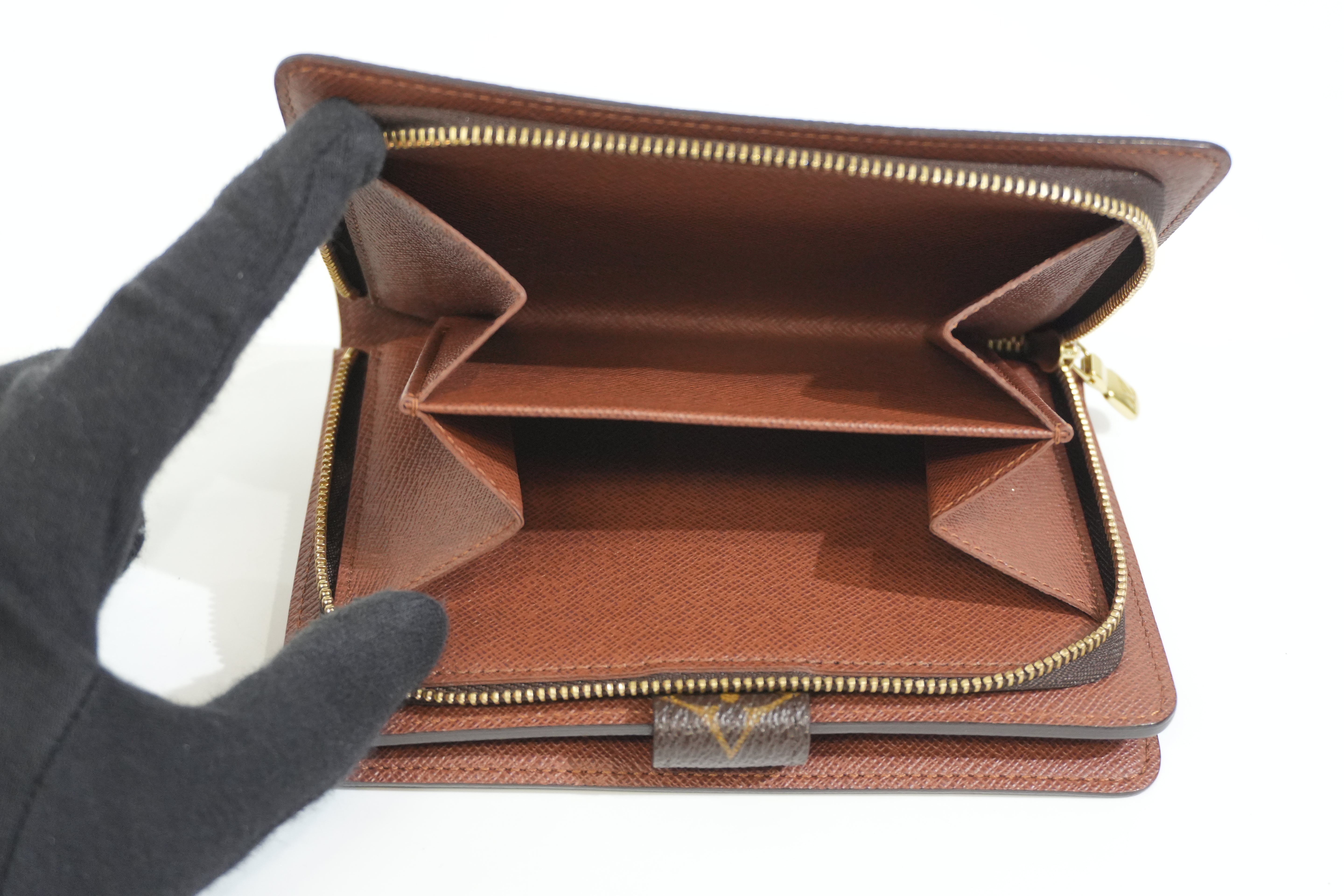 Pre-owned Louis Vuitton Monogram Papi Short Wallet