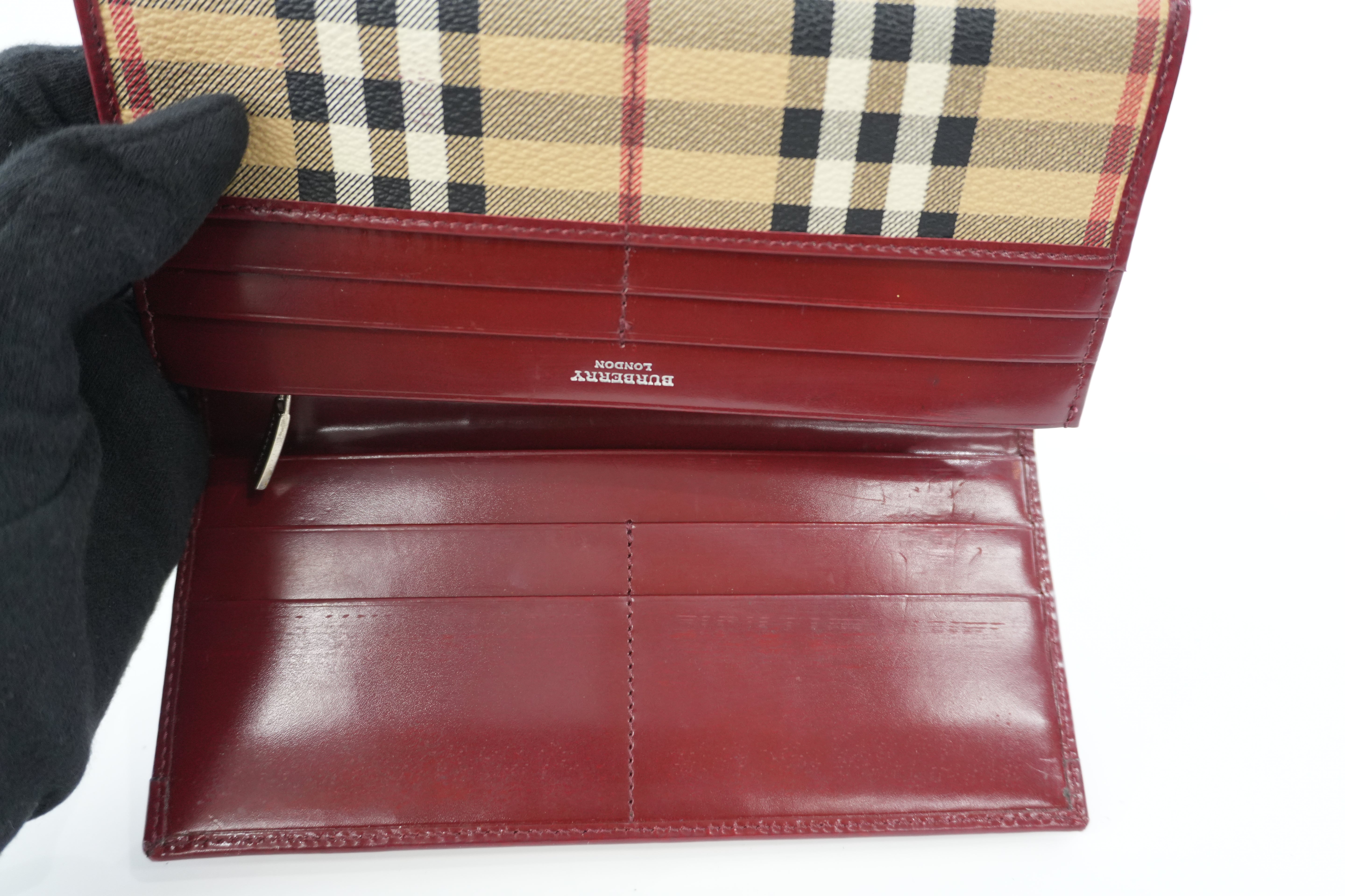Burberry Wallet Burgundy Used