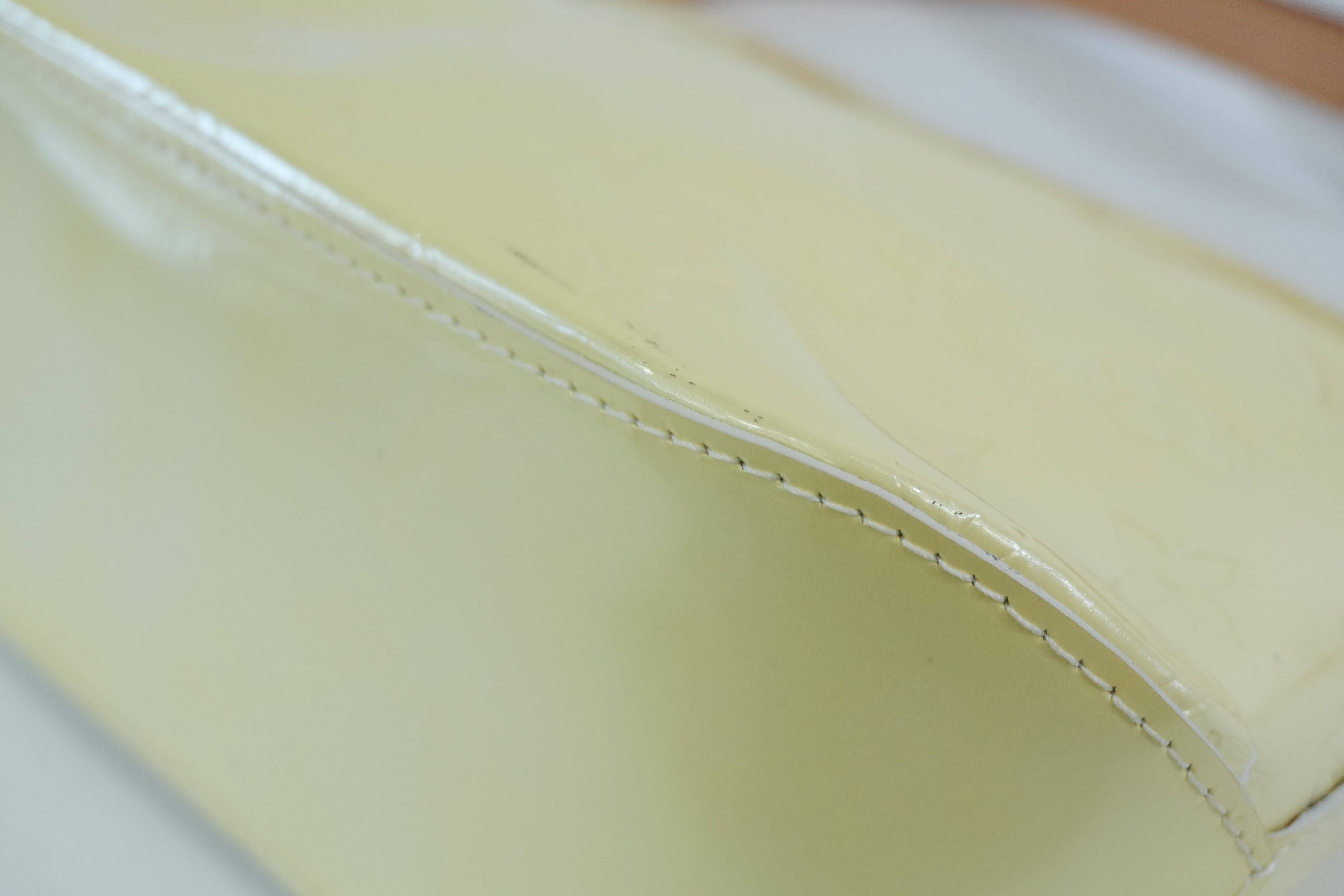 Pre-owned Louis Vuitton Vernis Minna Street Crossbody Bag Yellow