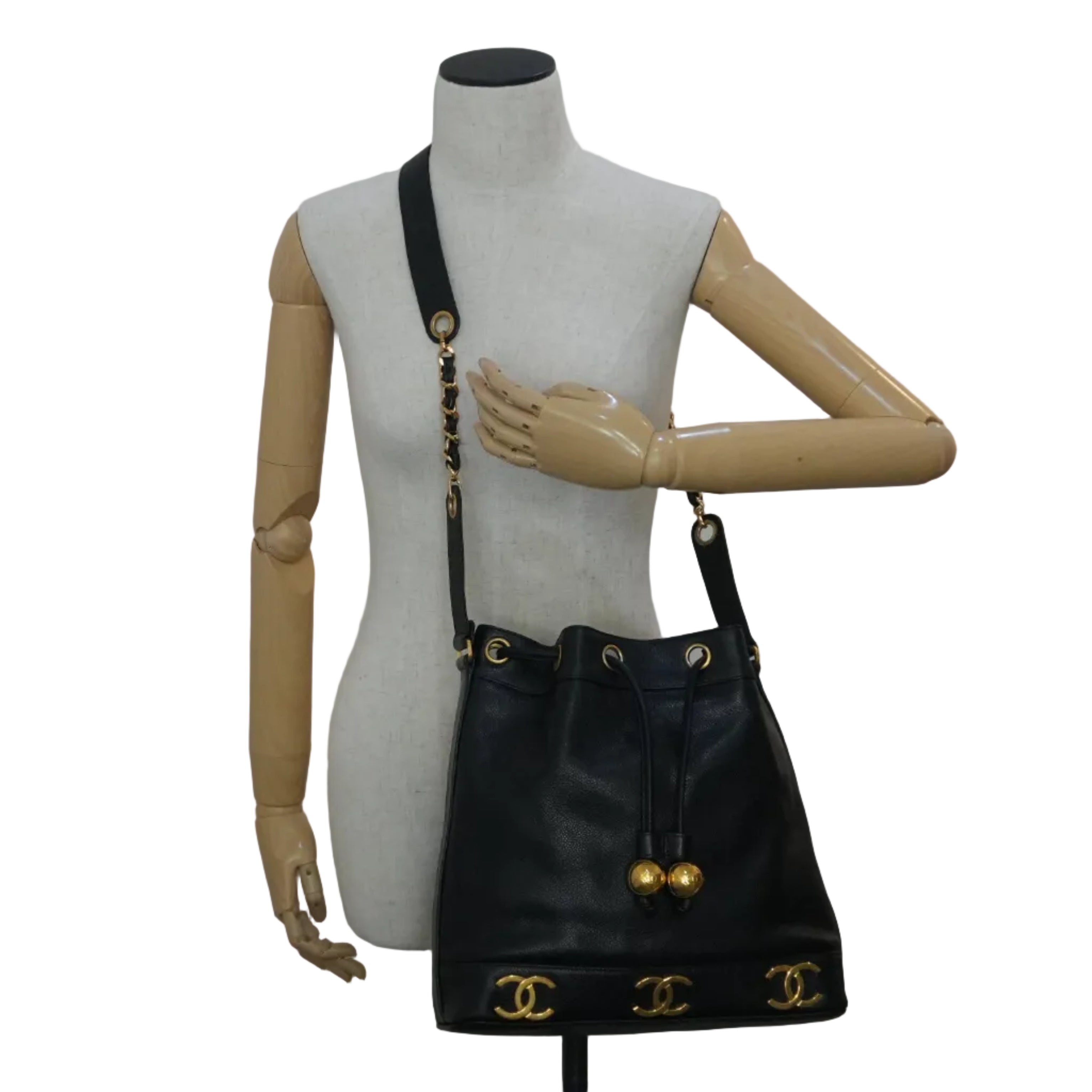 Pre-owned Chanel Caviar Skin Leather Bucket Shoulder Bag Black