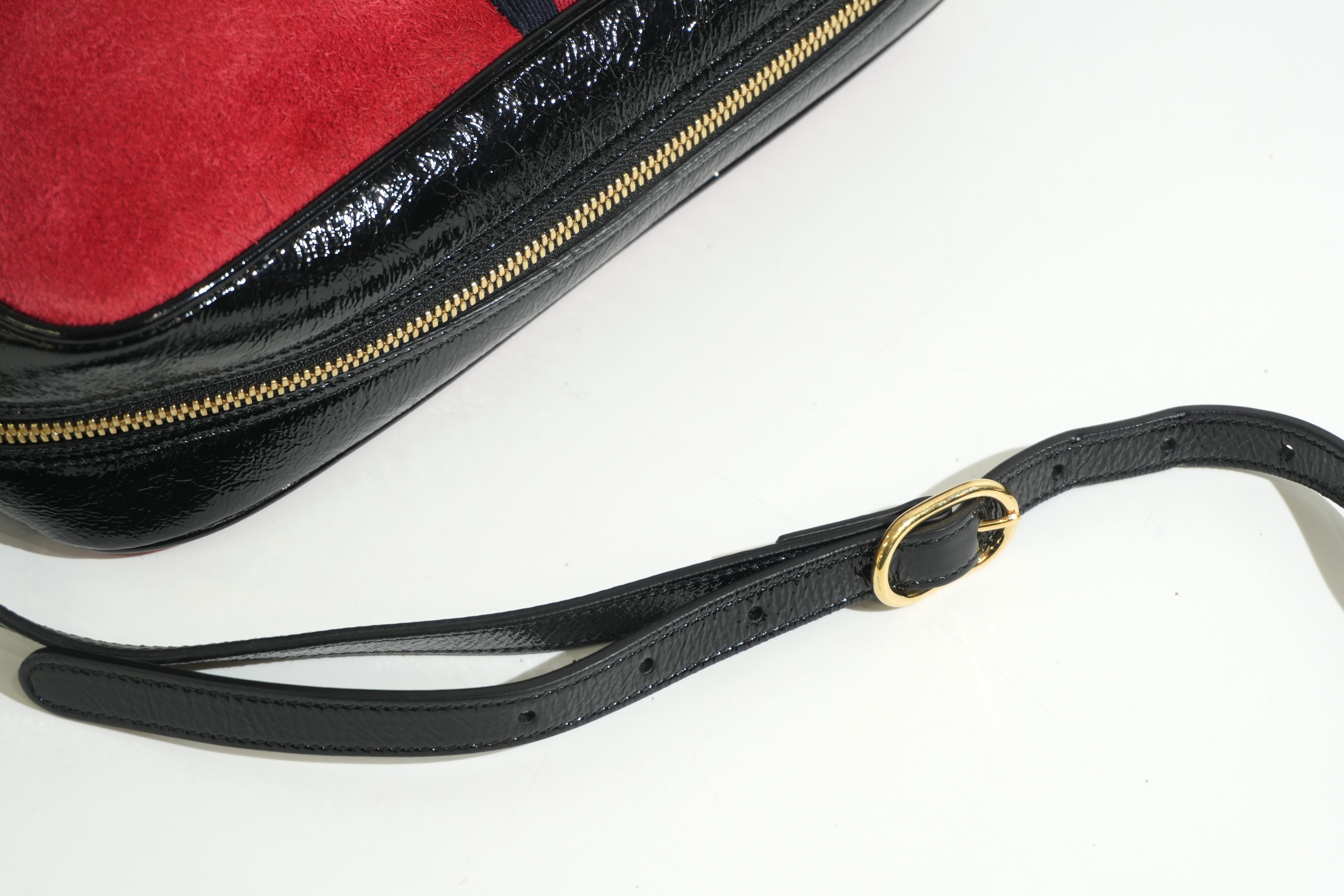 Pre-owned Gucci Suede Ophidia Crossbody Bag Red