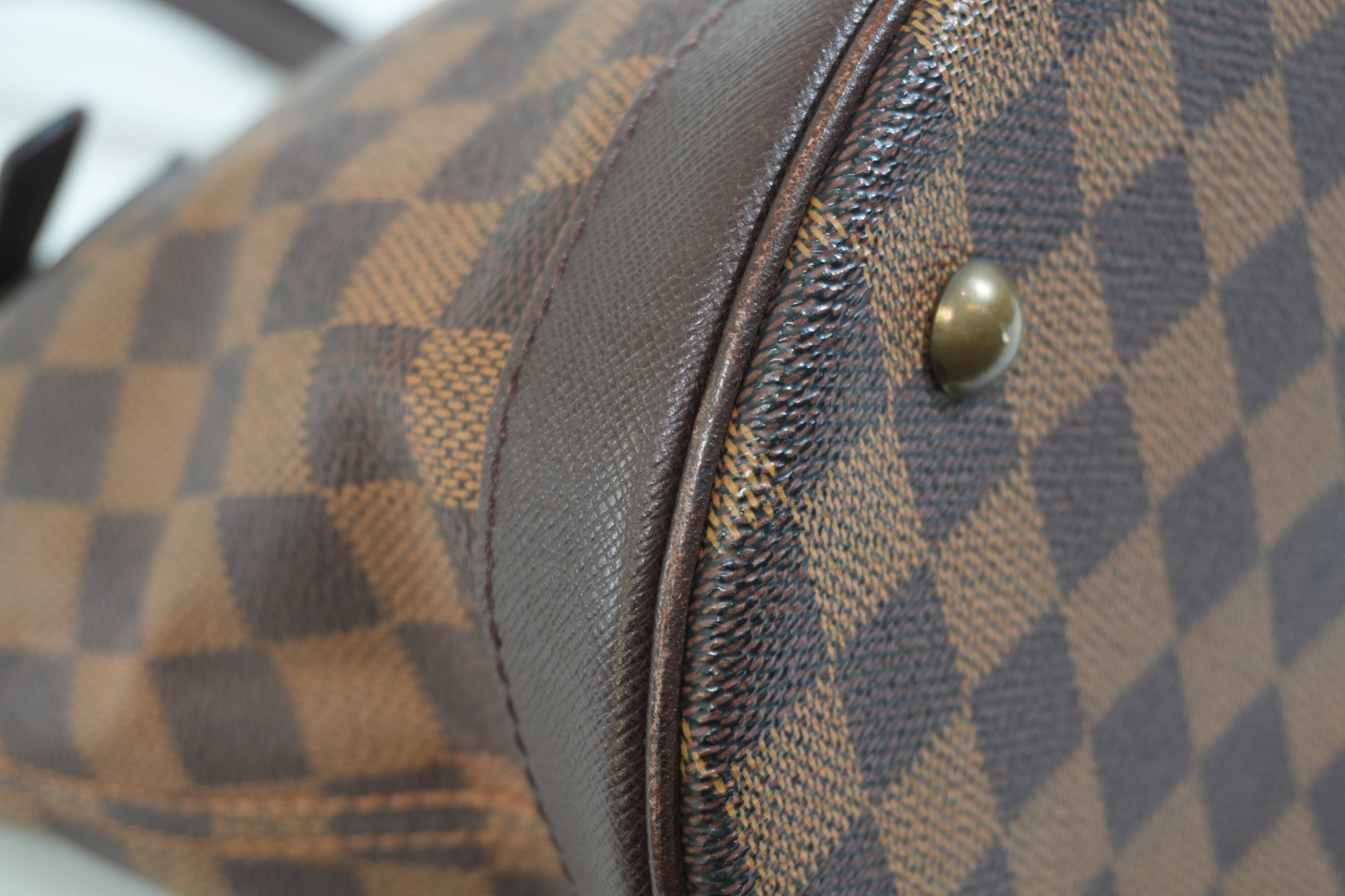 Pre-owned Louis Vuitton Damier Ebene Marais Bucket Shoulder Bag