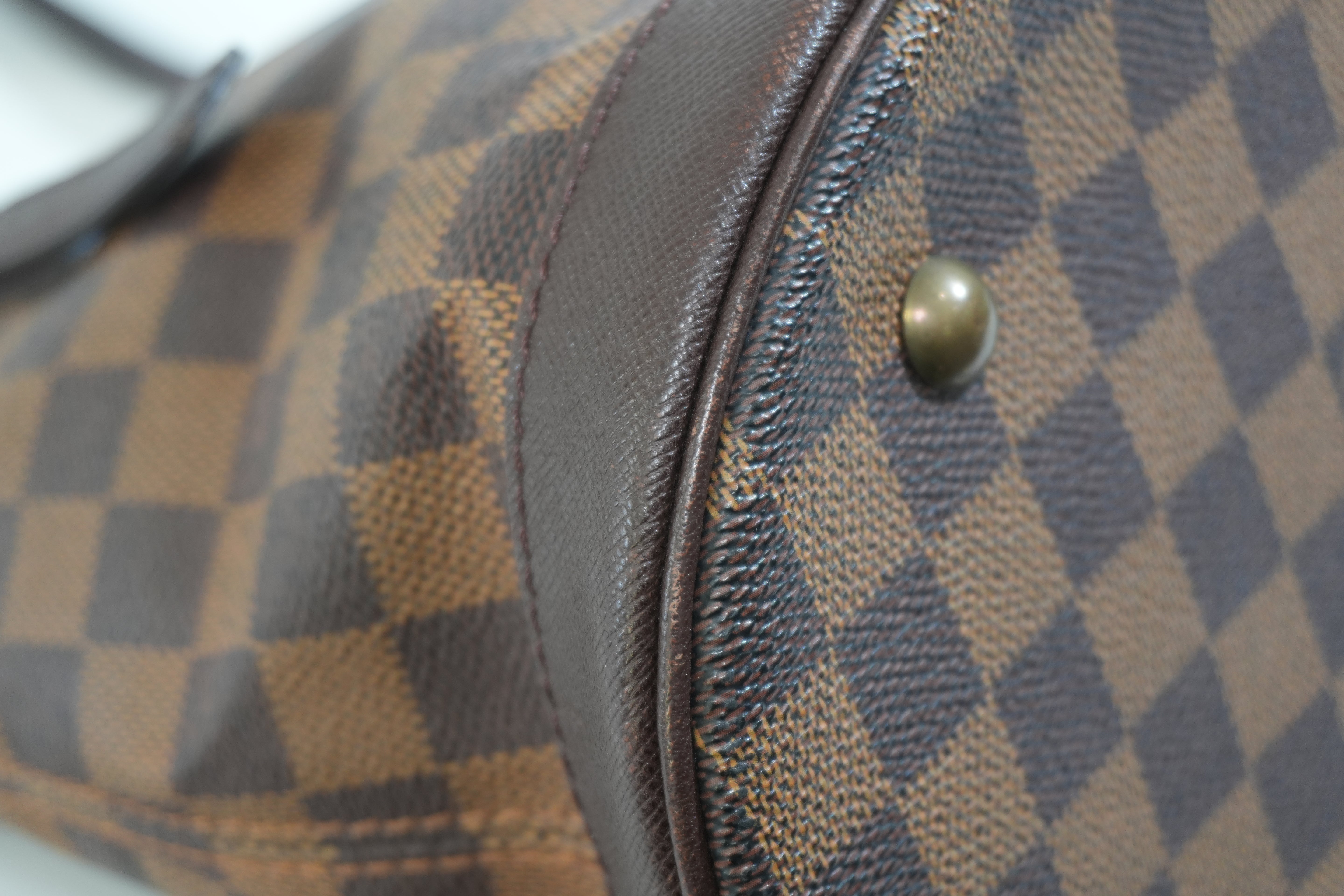 Pre-owned Louis Vuitton Damier Ebene Marais Bucket Shoulder Bag
