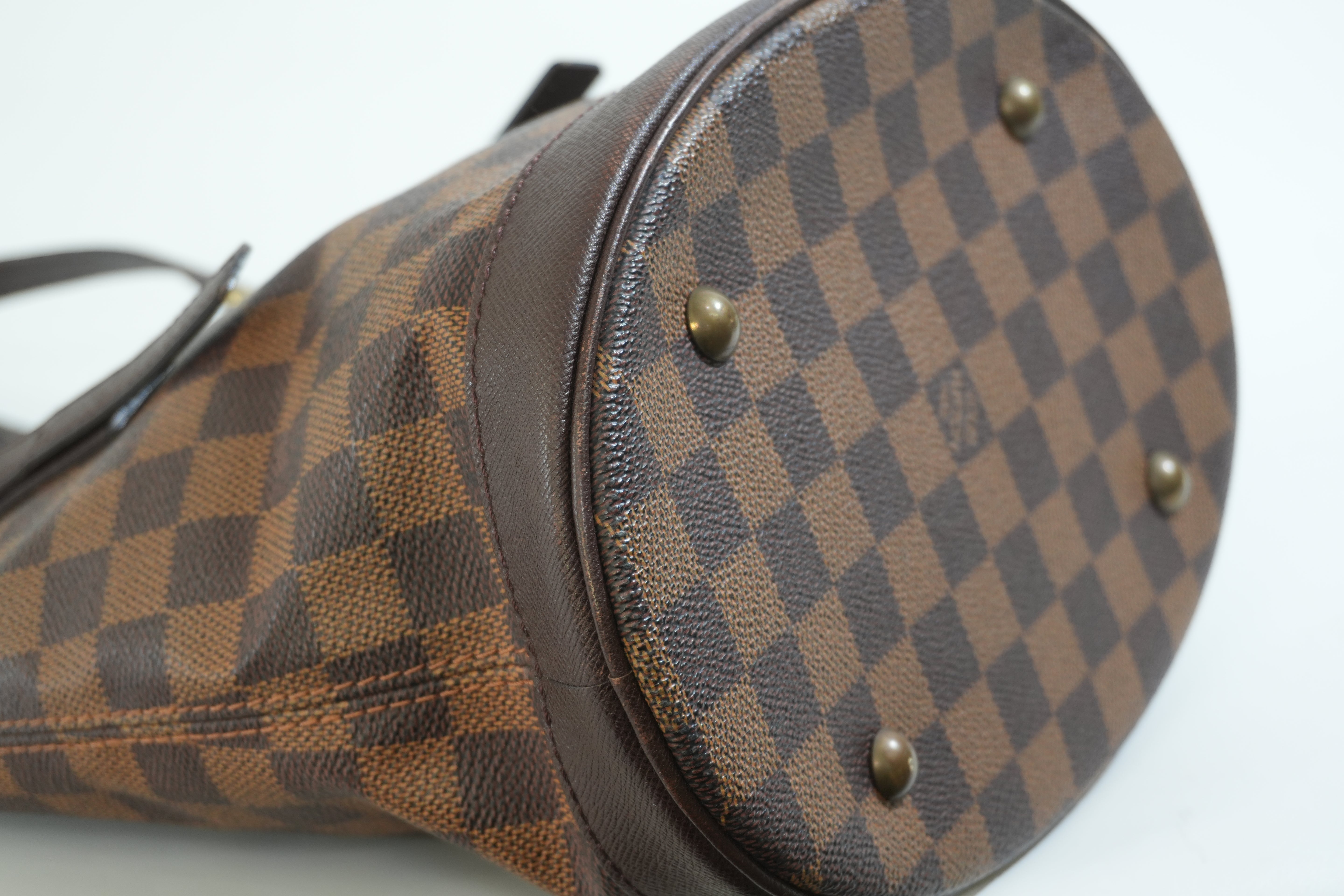 Pre-owned Louis Vuitton Damier Ebene Marais Bucket Shoulder Bag