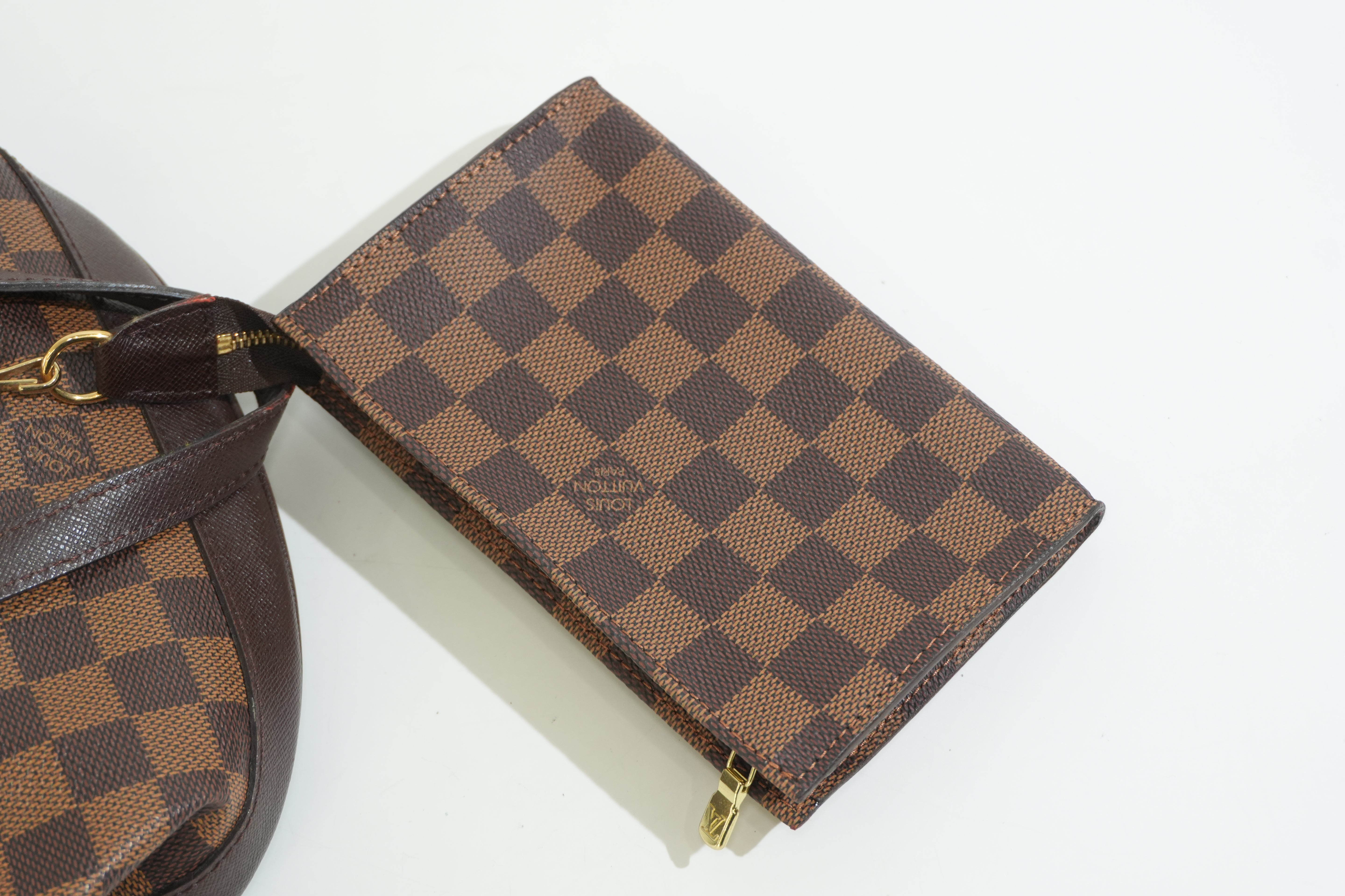 Pre-owned Louis Vuitton Damier Ebene Marais Bucket Shoulder Bag