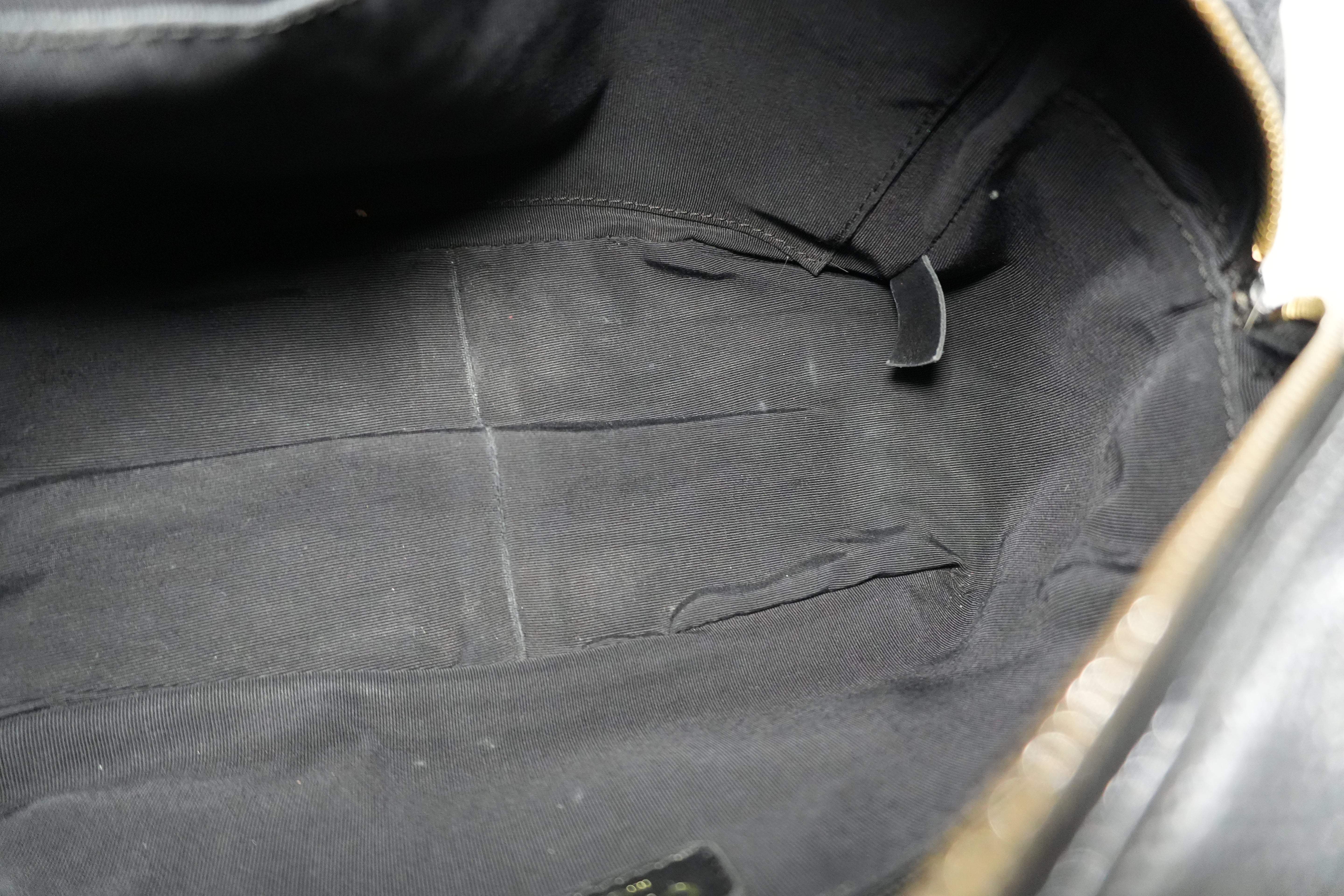 Pre-owned Chanel Caviar Skin PTT Chain Tote Bag Black