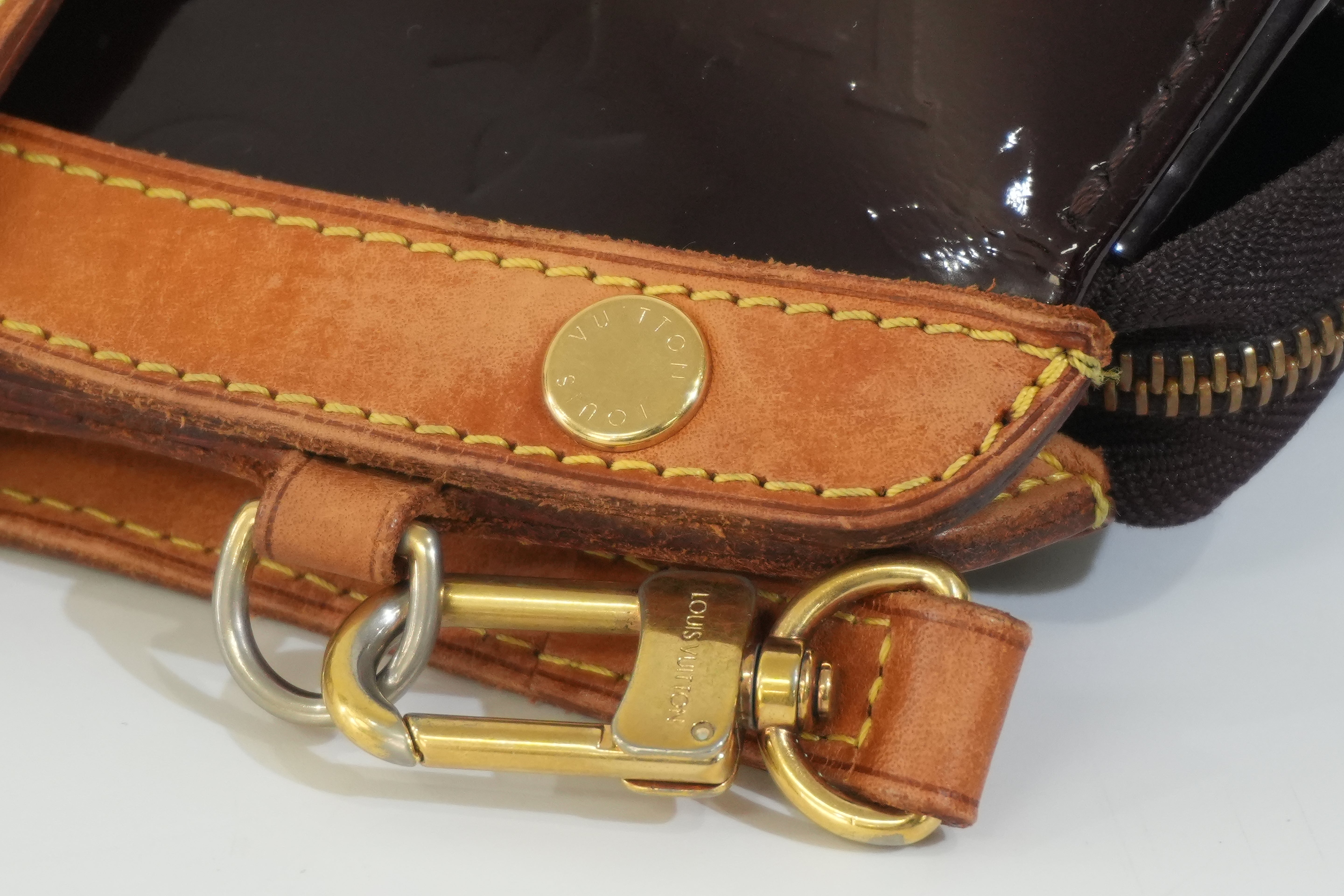 Pre-owned Louis Vuitton Leather Vernis Brea Two Way Shoulder Bag Amarante