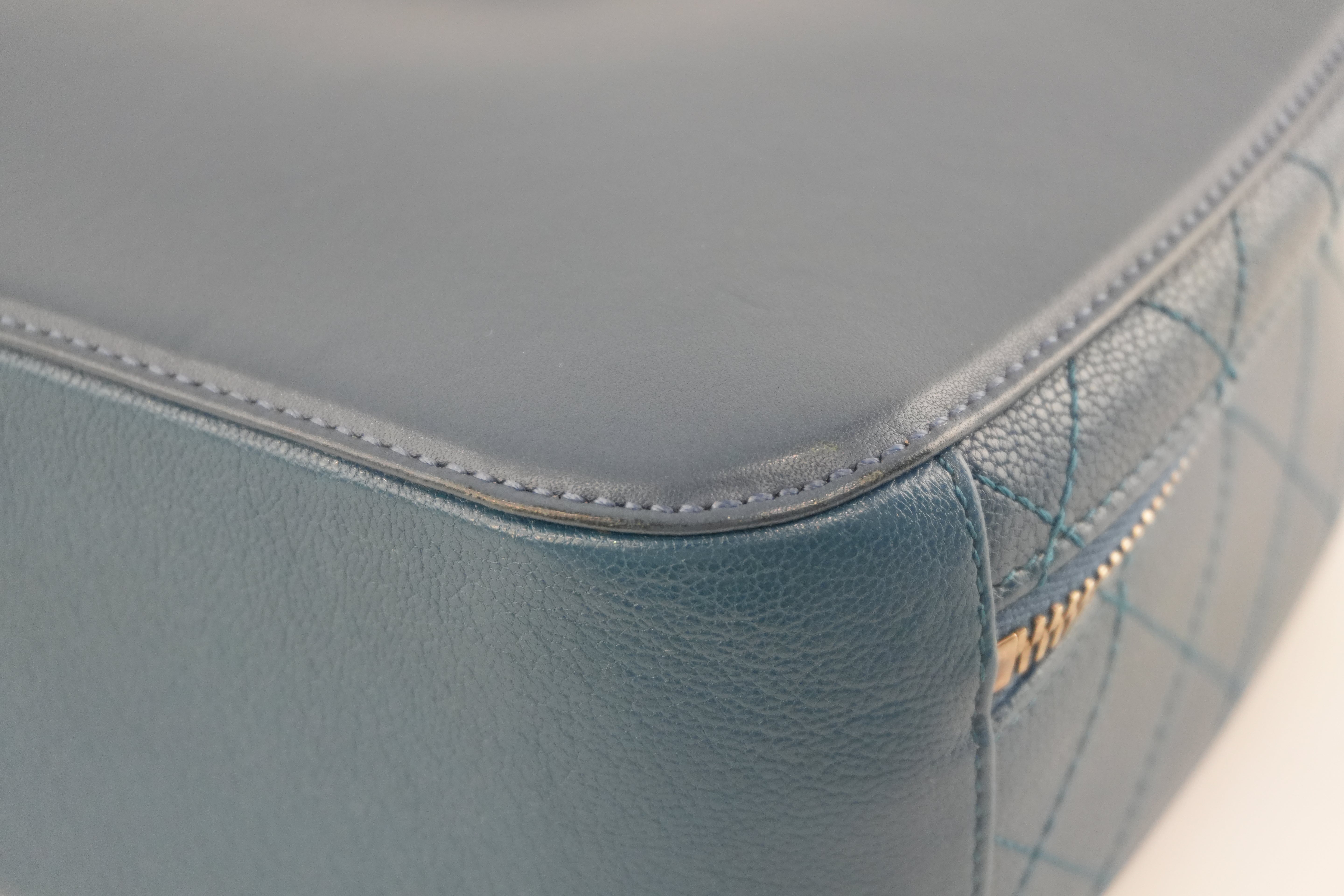 Chanel Curve Vanity Two Way Shoulder Bag Blue Used