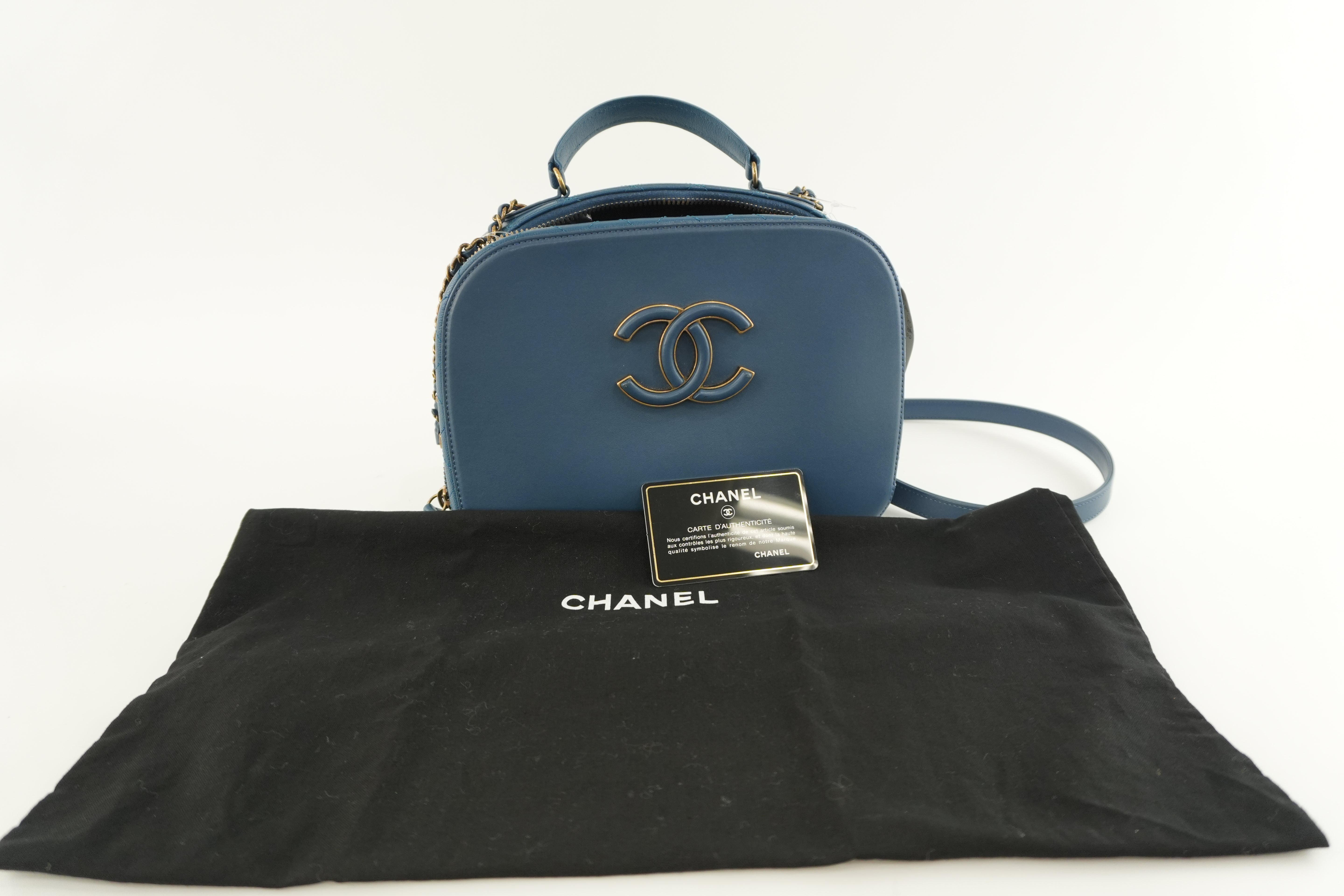 Chanel Curve Vanity Two Way Shoulder Bag Blue Used