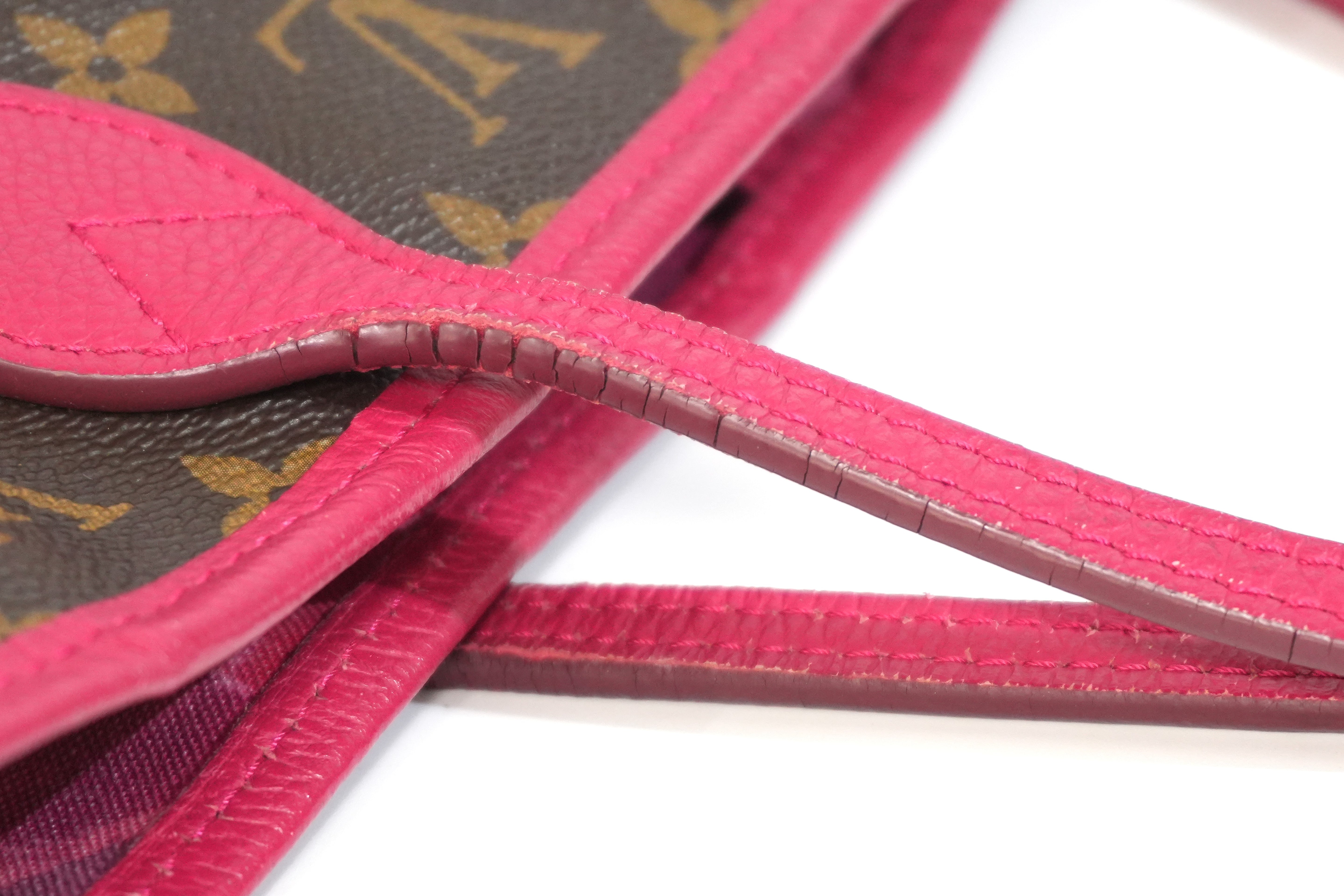 Pre-owned Louis Vuitton Monogram Limited Edition Neverfull MM Articles DE Voyage