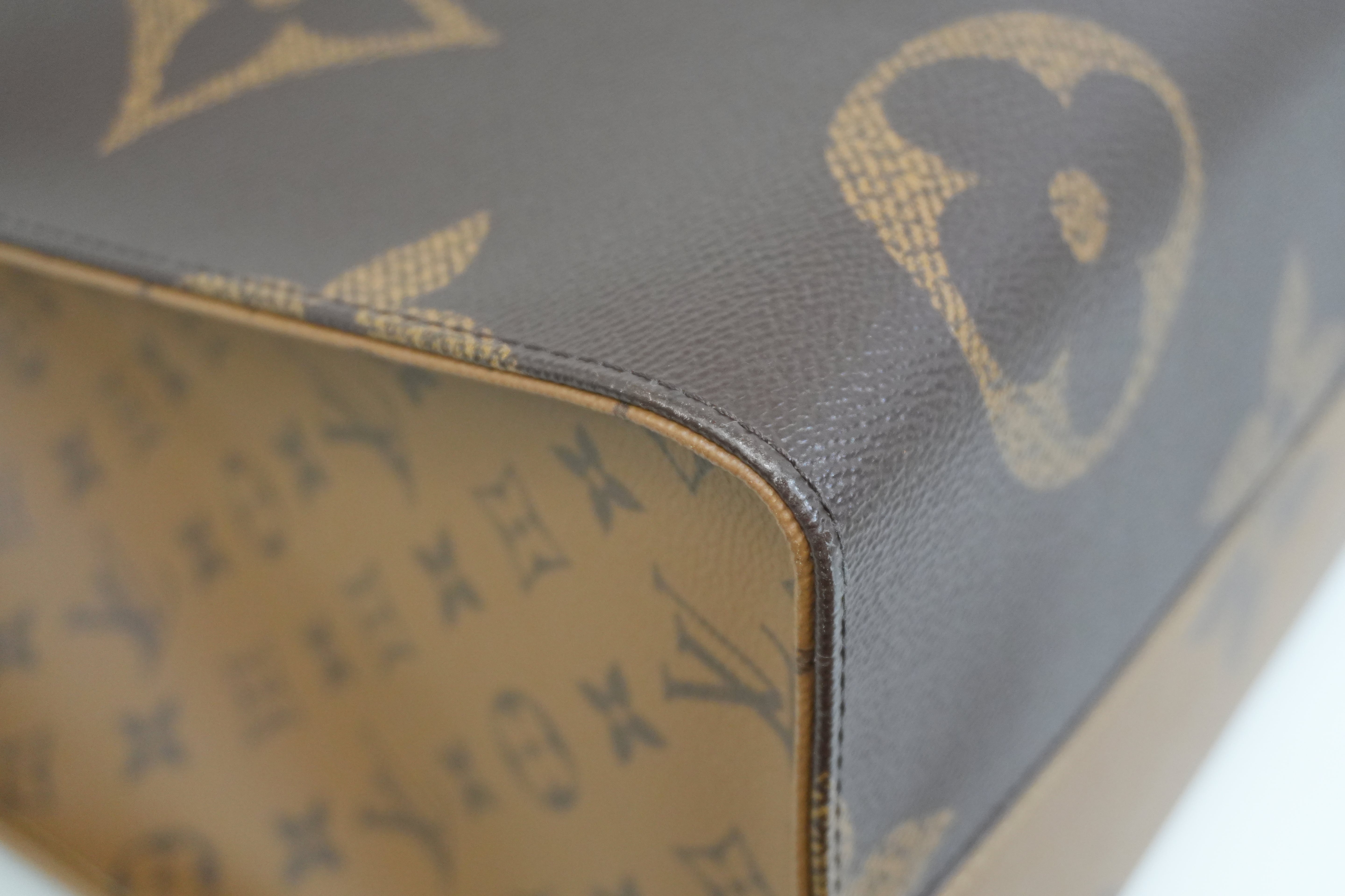 Pre-owned Louis Vuitton Reverse Monogram On the Go GM Tote Bag