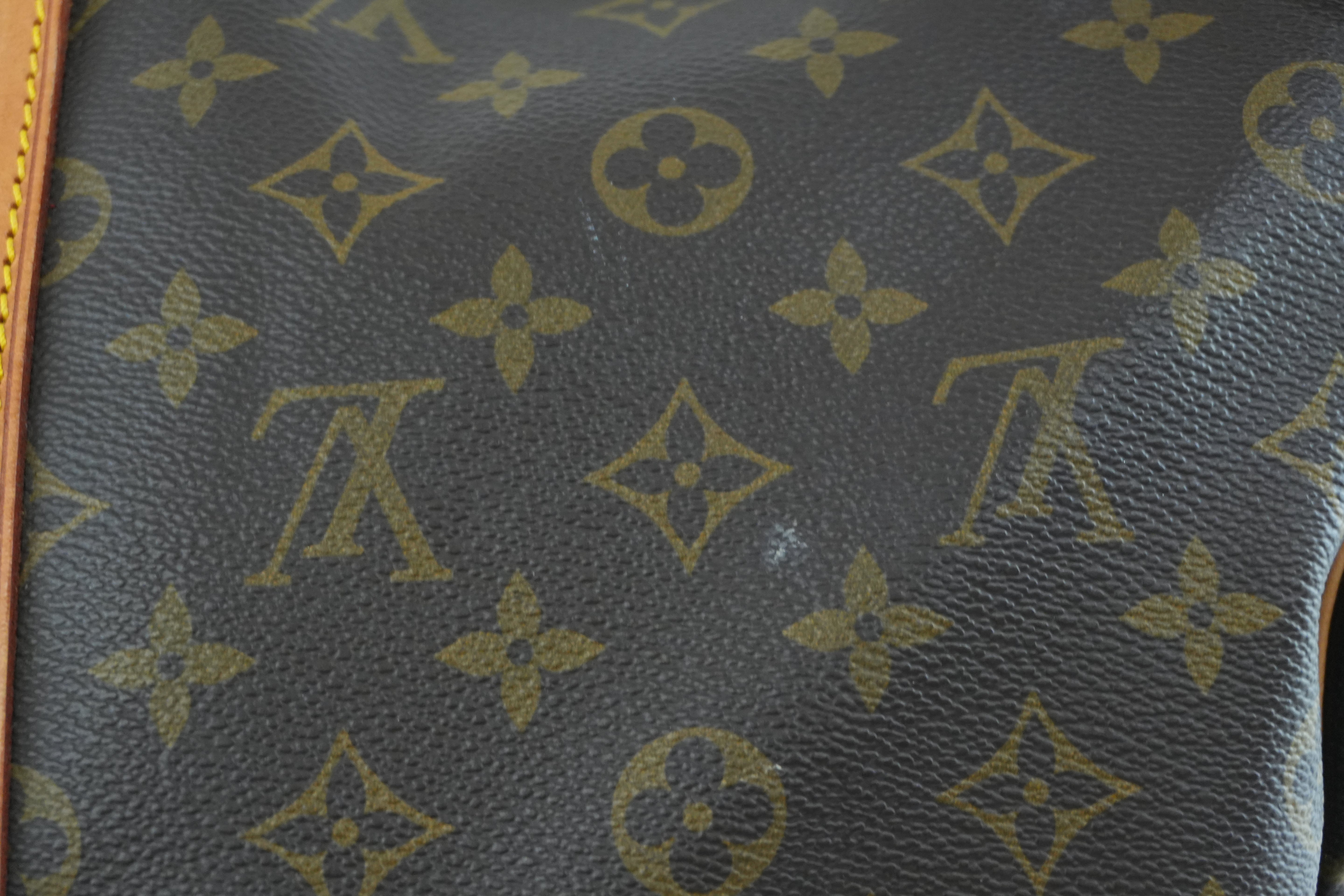 Pre-owned Louis Vuitton Monogram Keepall 50 Bandouliere