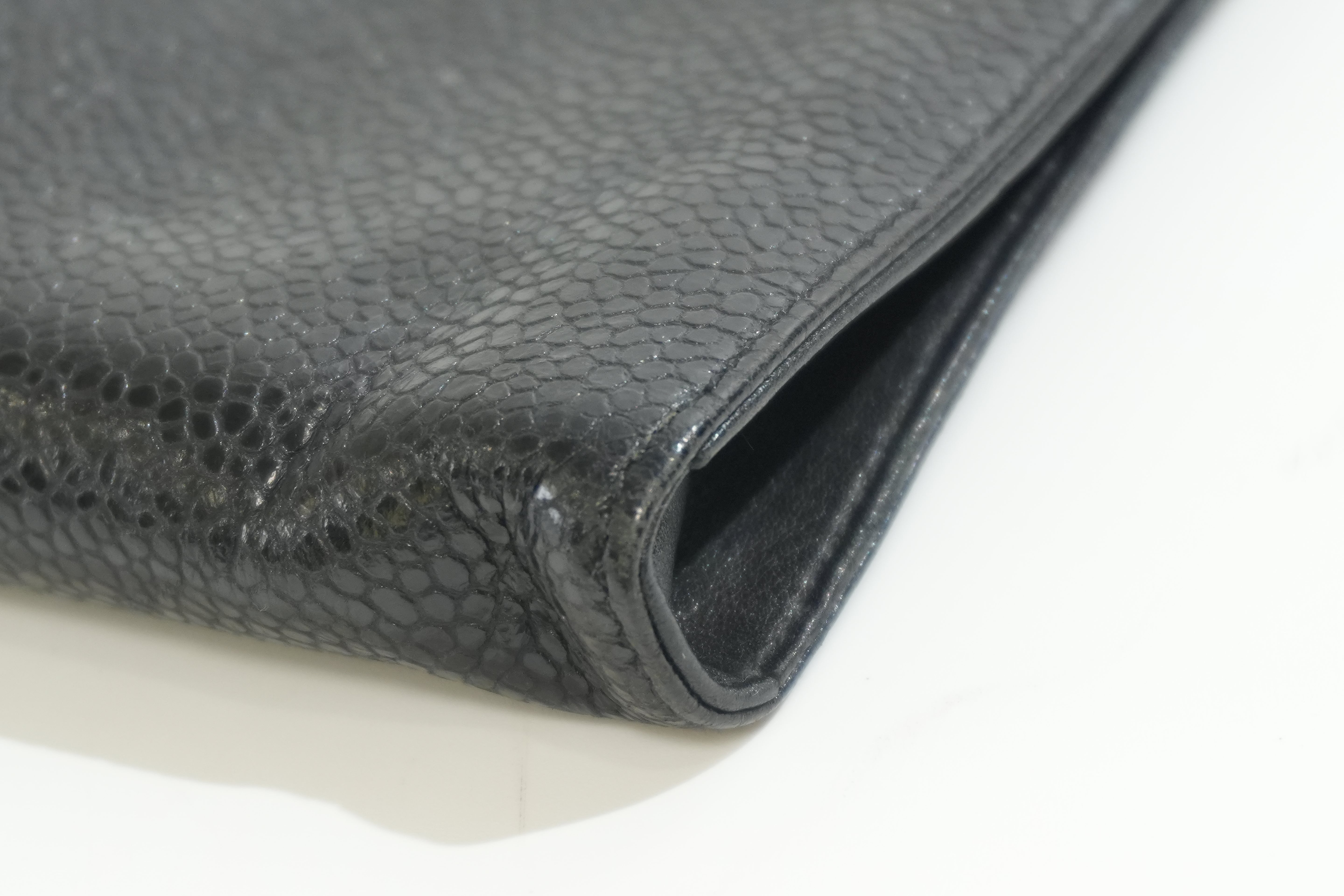 Pre-owned Chanel Caviar Skin Phone Holder Black