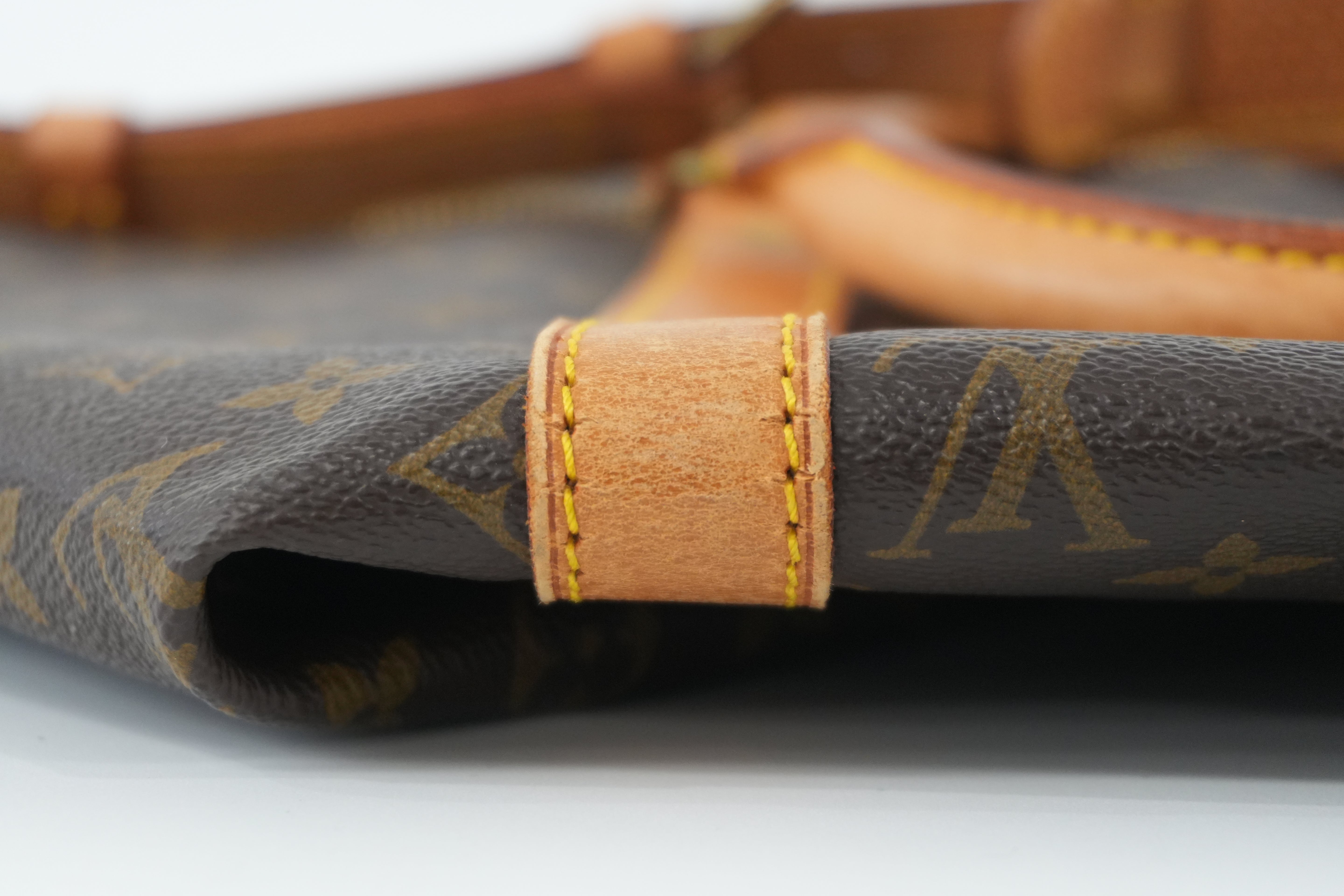 Pre-owned Louis Vuitton Monogram Keepall 50 Bandouliere