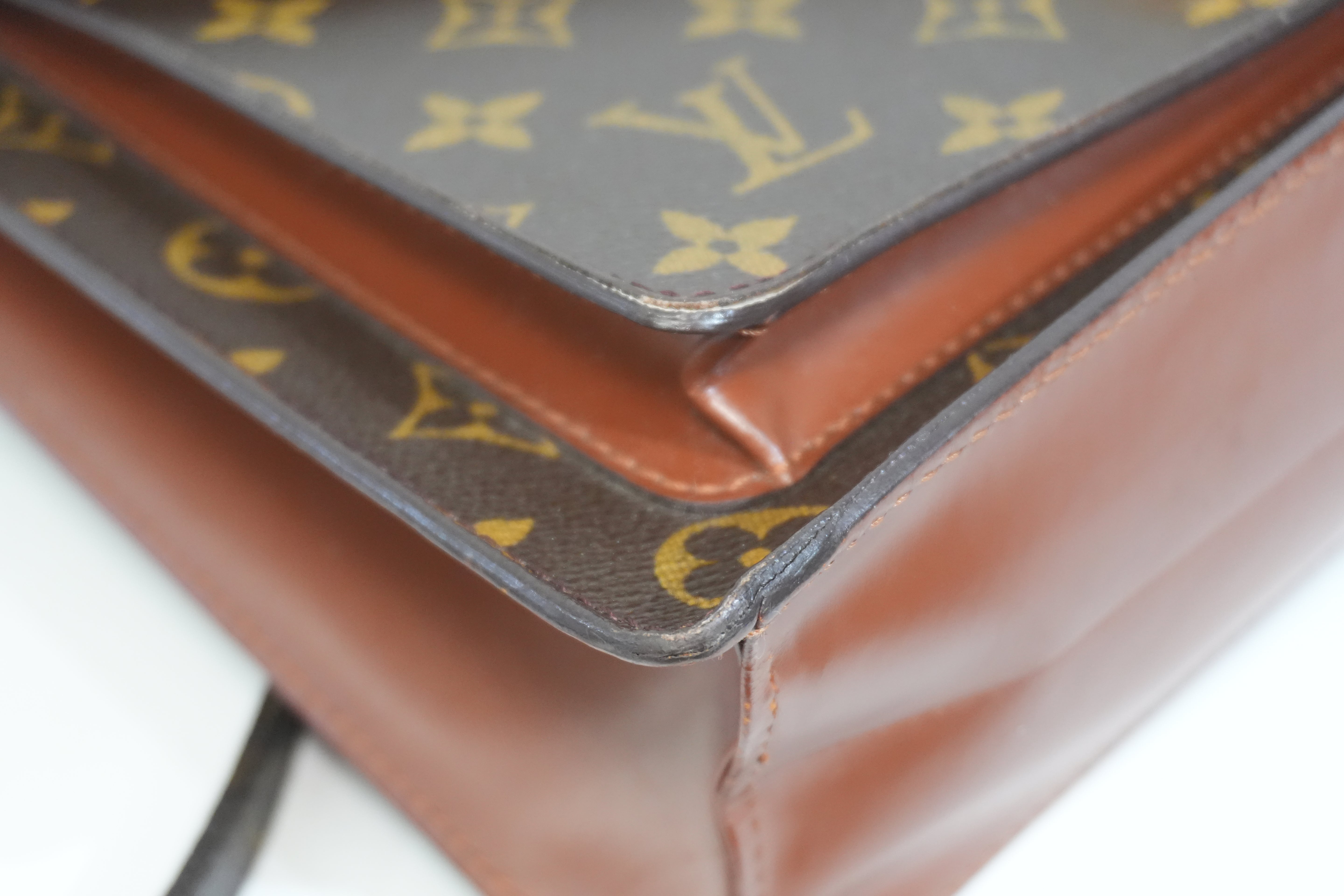 Pre-owned Louis Vuitton Monogram Monceau 28 Shoulder Bag