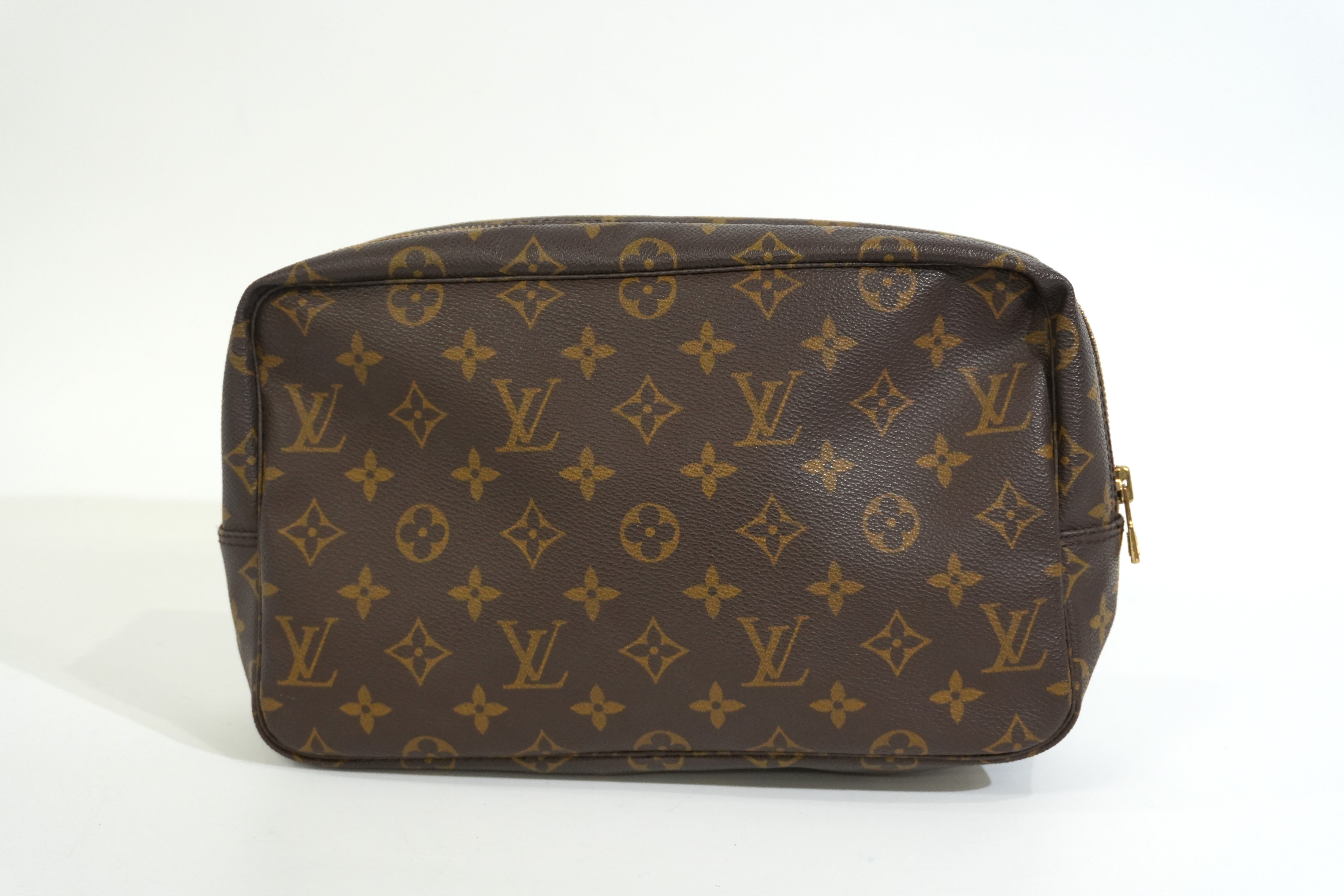 Pre-owned Louis Vuitton Monogram Trousse 28 Pouch