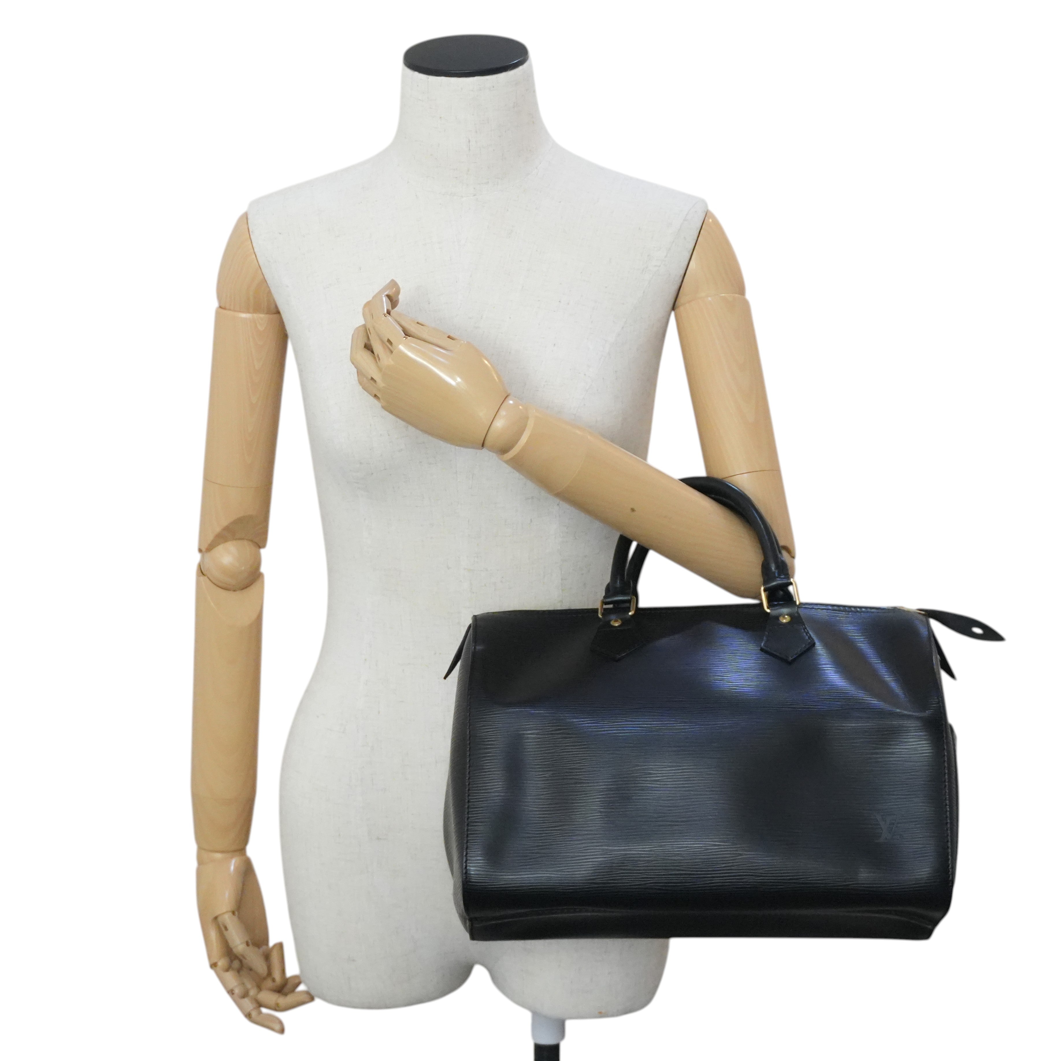 Pre-owned Louis Vuitton Epi Speedy 30 Handbag Black