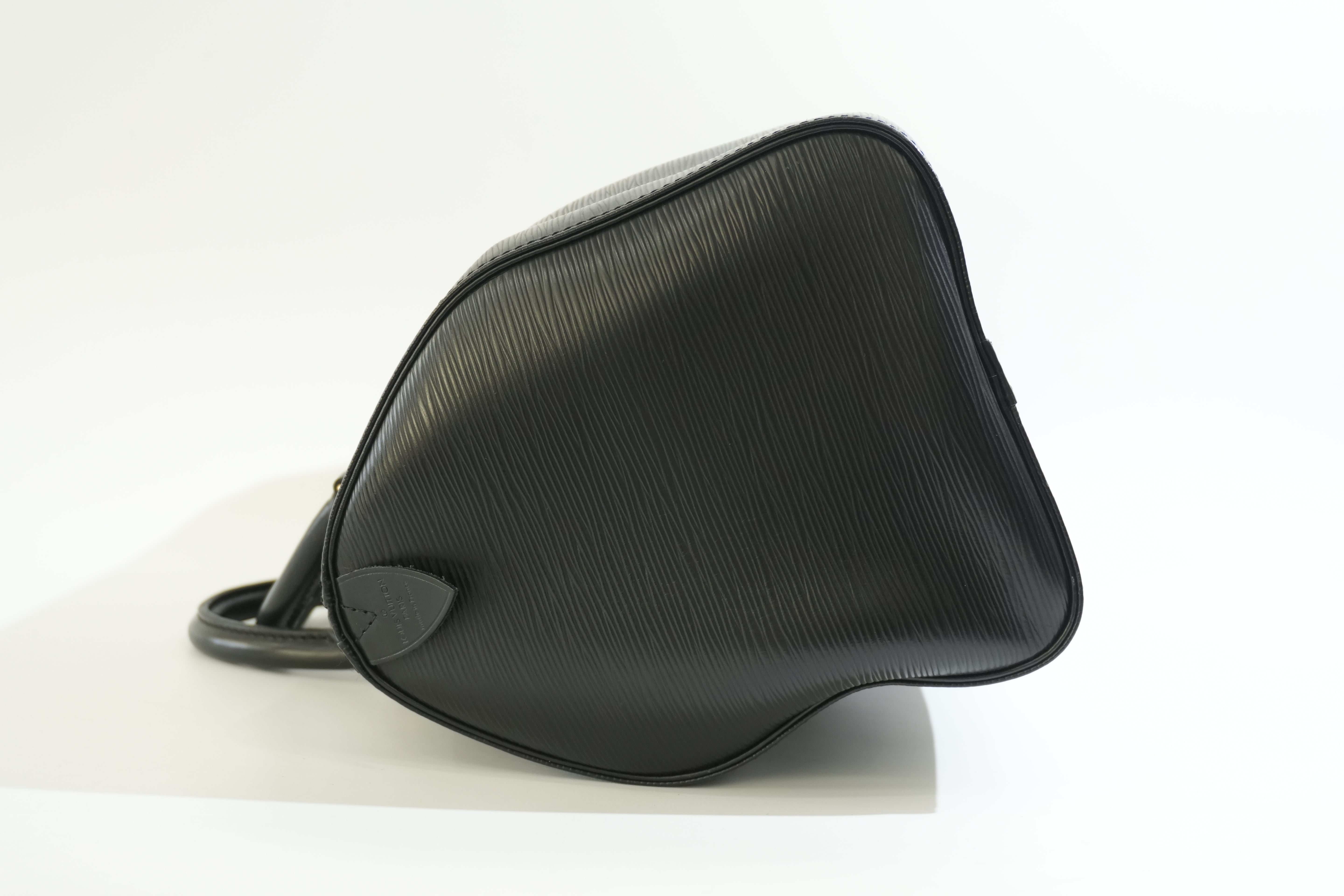 Pre-owned Louis Vuitton Epi Speedy 30 Handbag Black