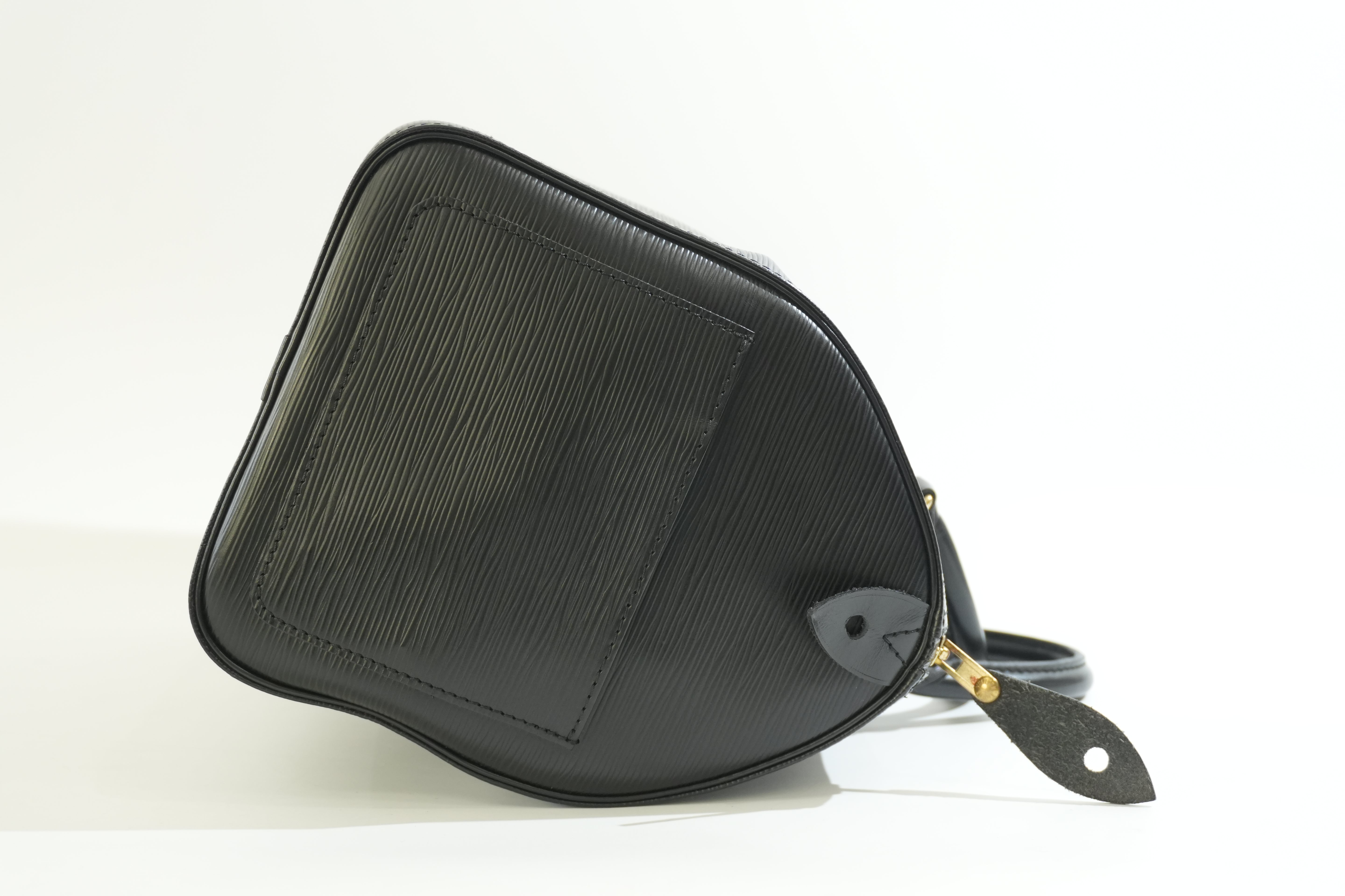 Pre-owned Louis Vuitton Epi Speedy 30 Handbag Black
