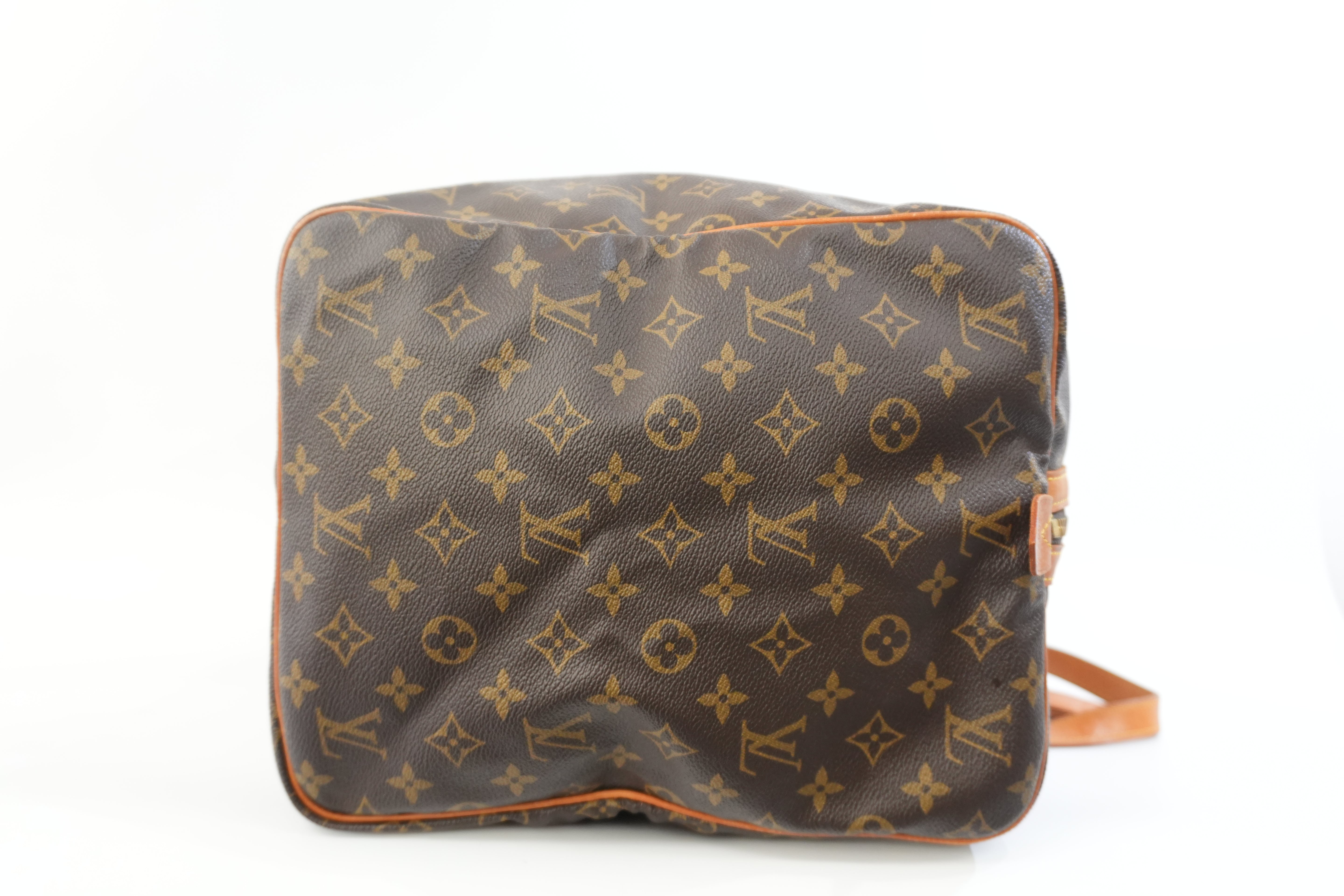 Pre-owned Louis Vuitton Monogram Sac Souple 55 Boston Bag