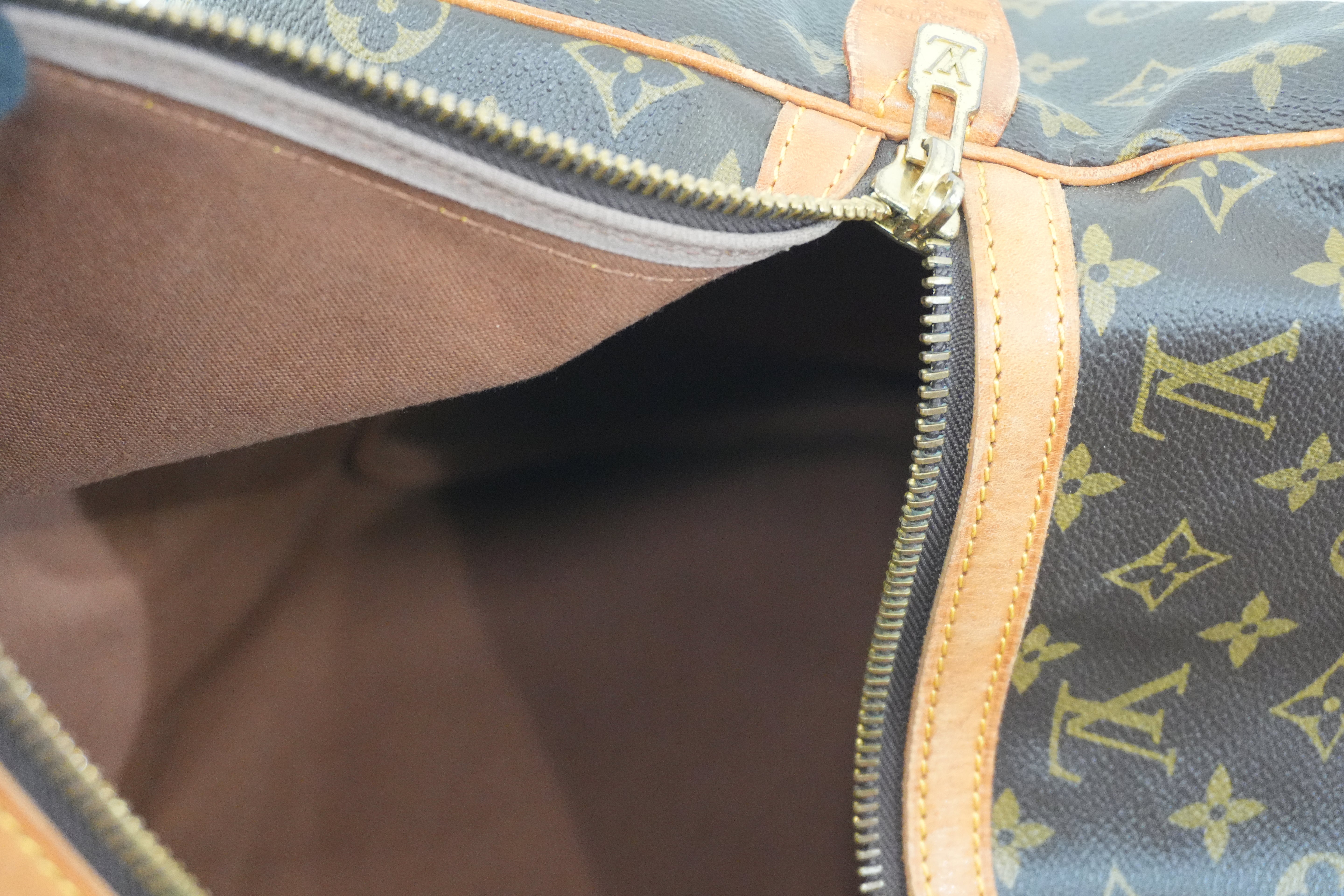 Pre-owned Louis Vuitton Monogram Sac Souple 55 Boston Bag
