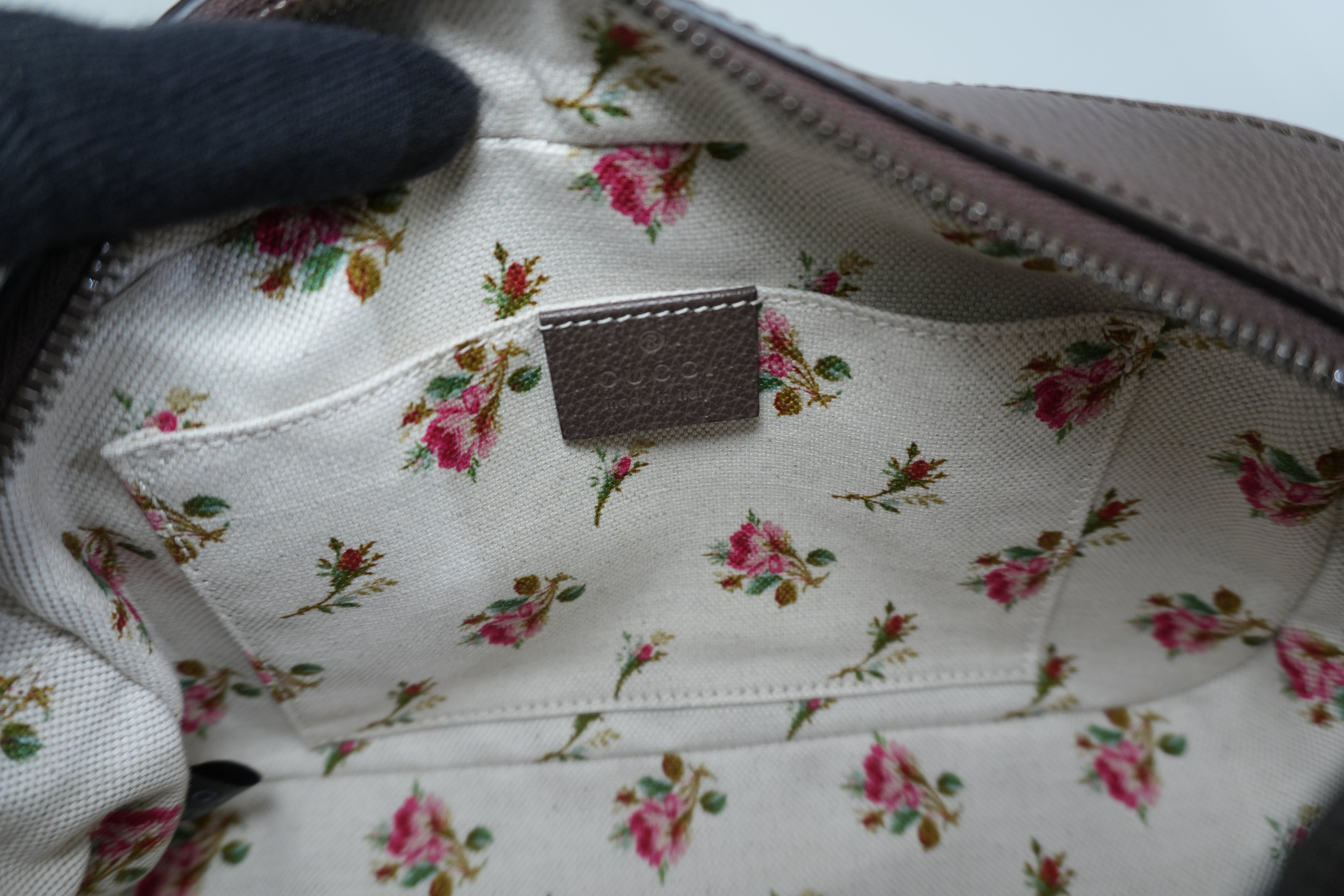 Pre-owned Gucci Neo Supreme Shoulder Bag Brown