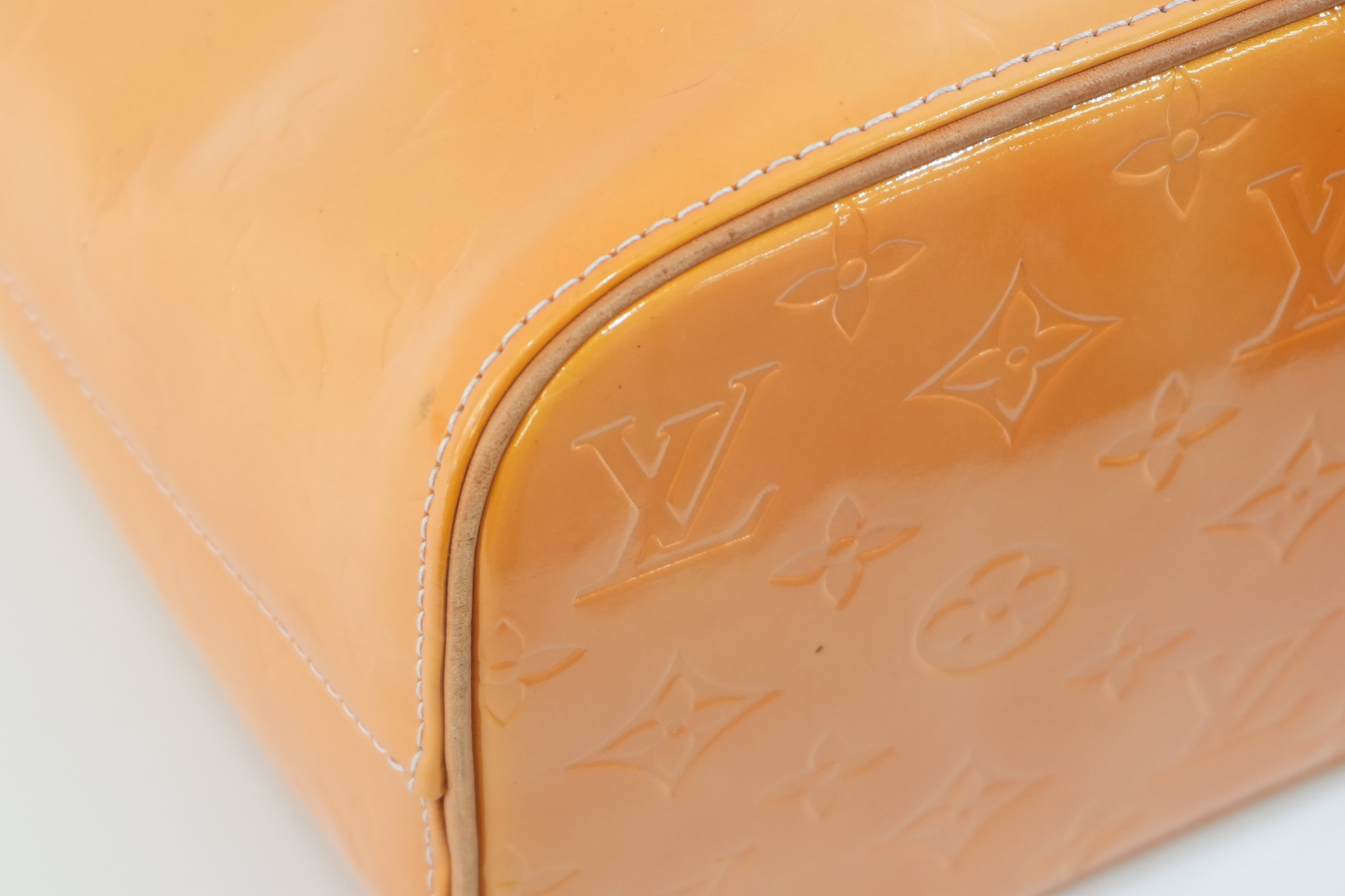 Pre-owned Louis Vuitton Vernis Houston Handbag Yellow