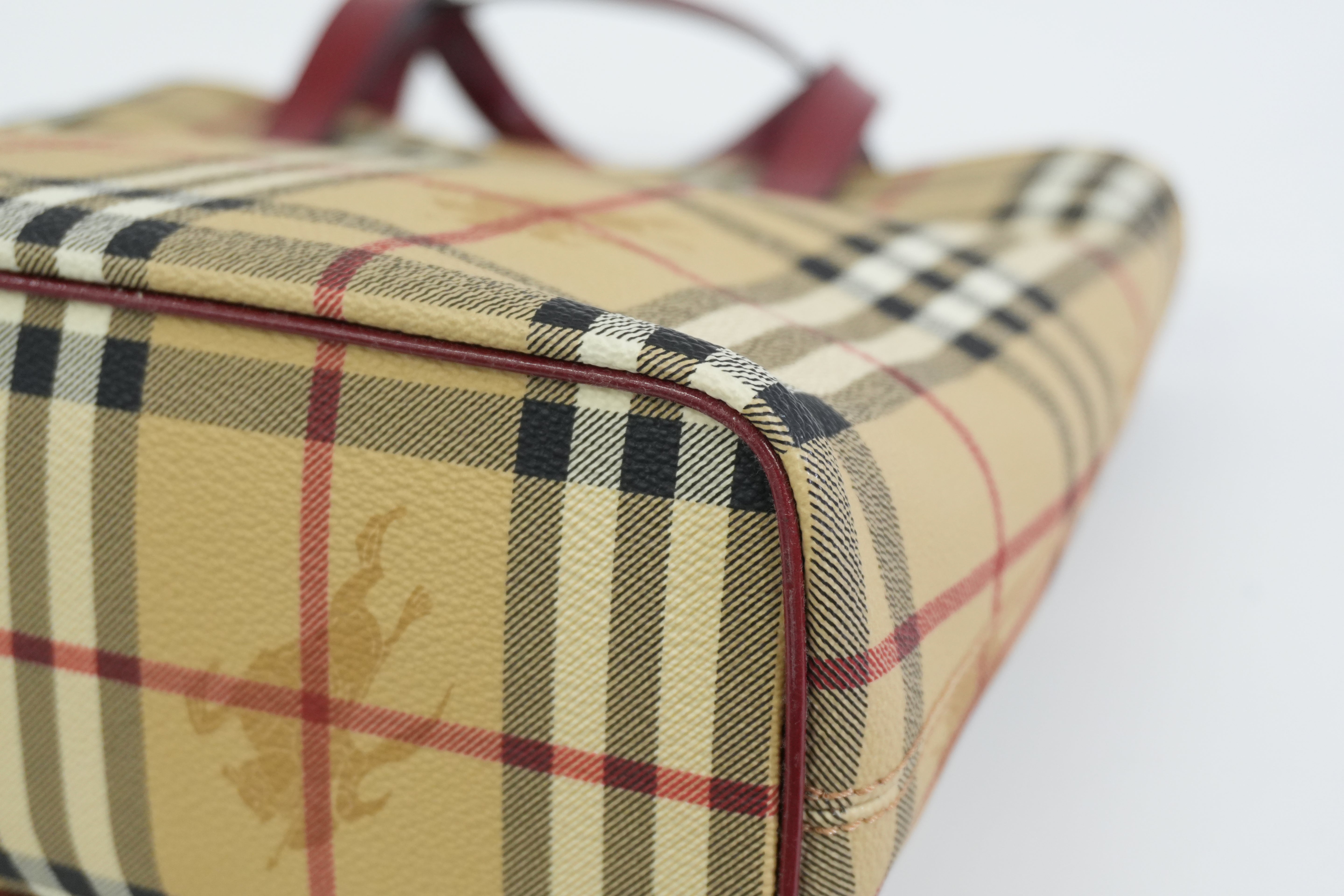 Pre-owned Burberry Nova Check Handbag Red