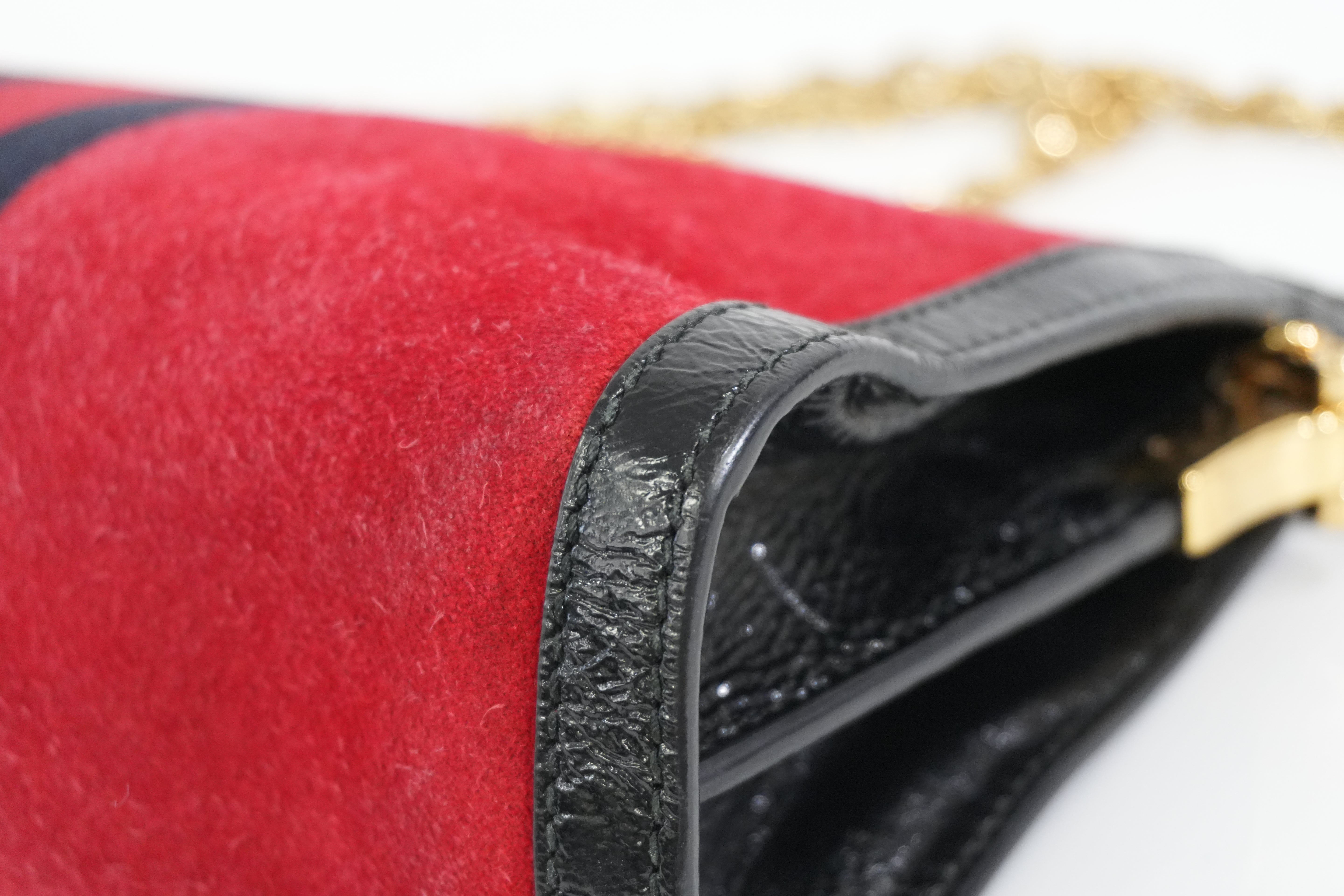 Pre-owned Gucci Suede Leather Chain Shoulder Bag Red