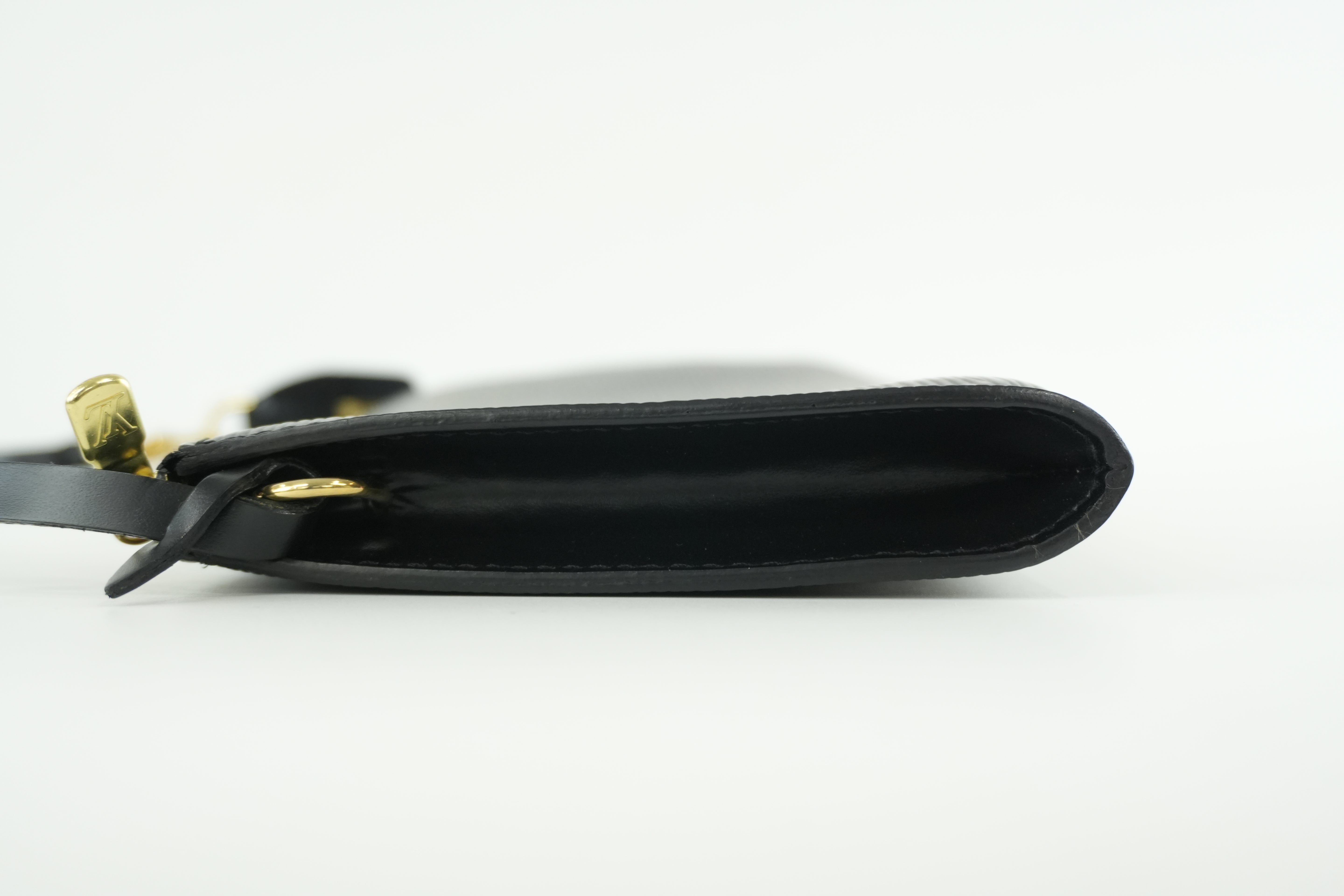 Louis Vuitton Epi Pochette Accessories Black Used