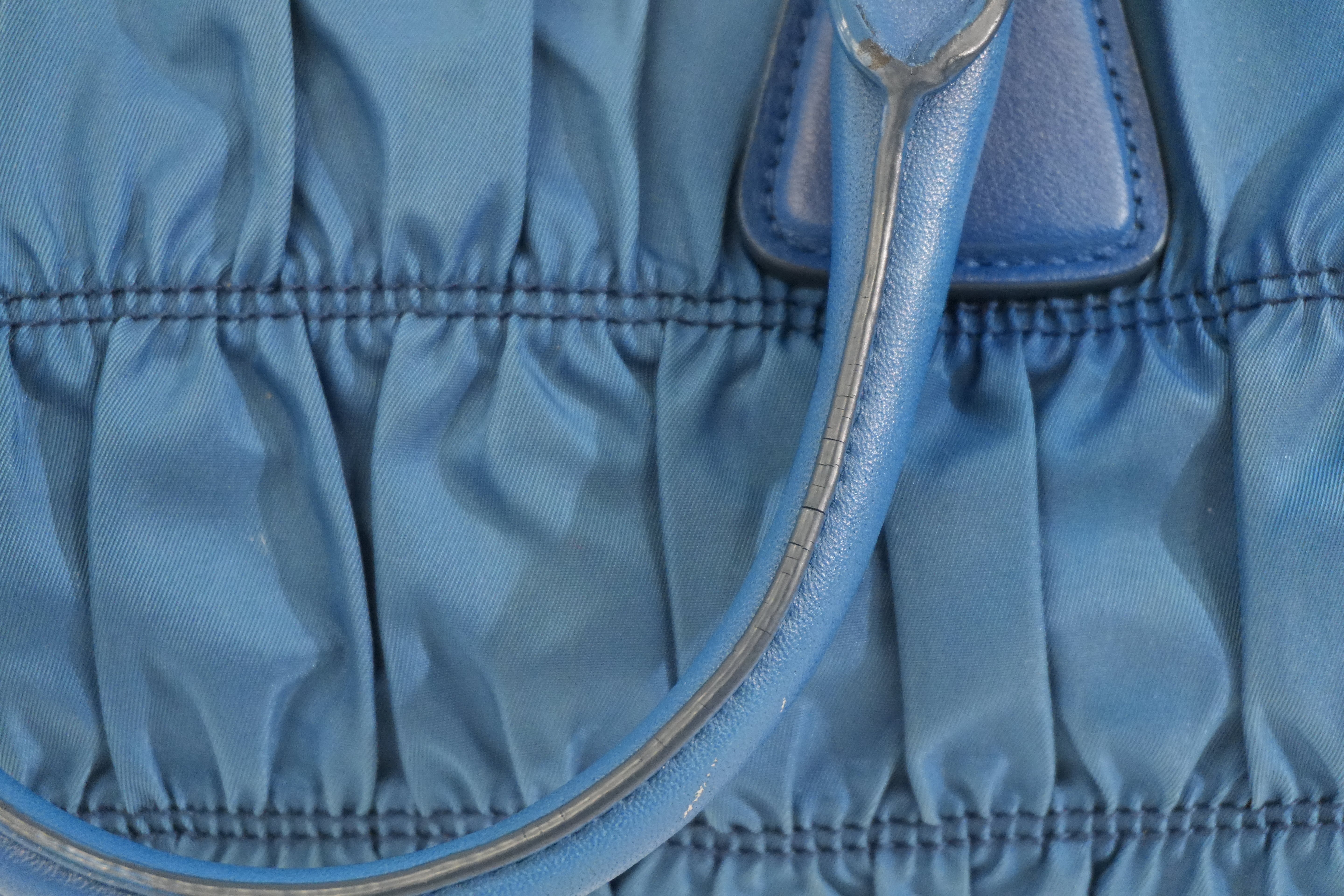 Pre-owned Prada Tessuto Gaufre Shoulder Bag Blue