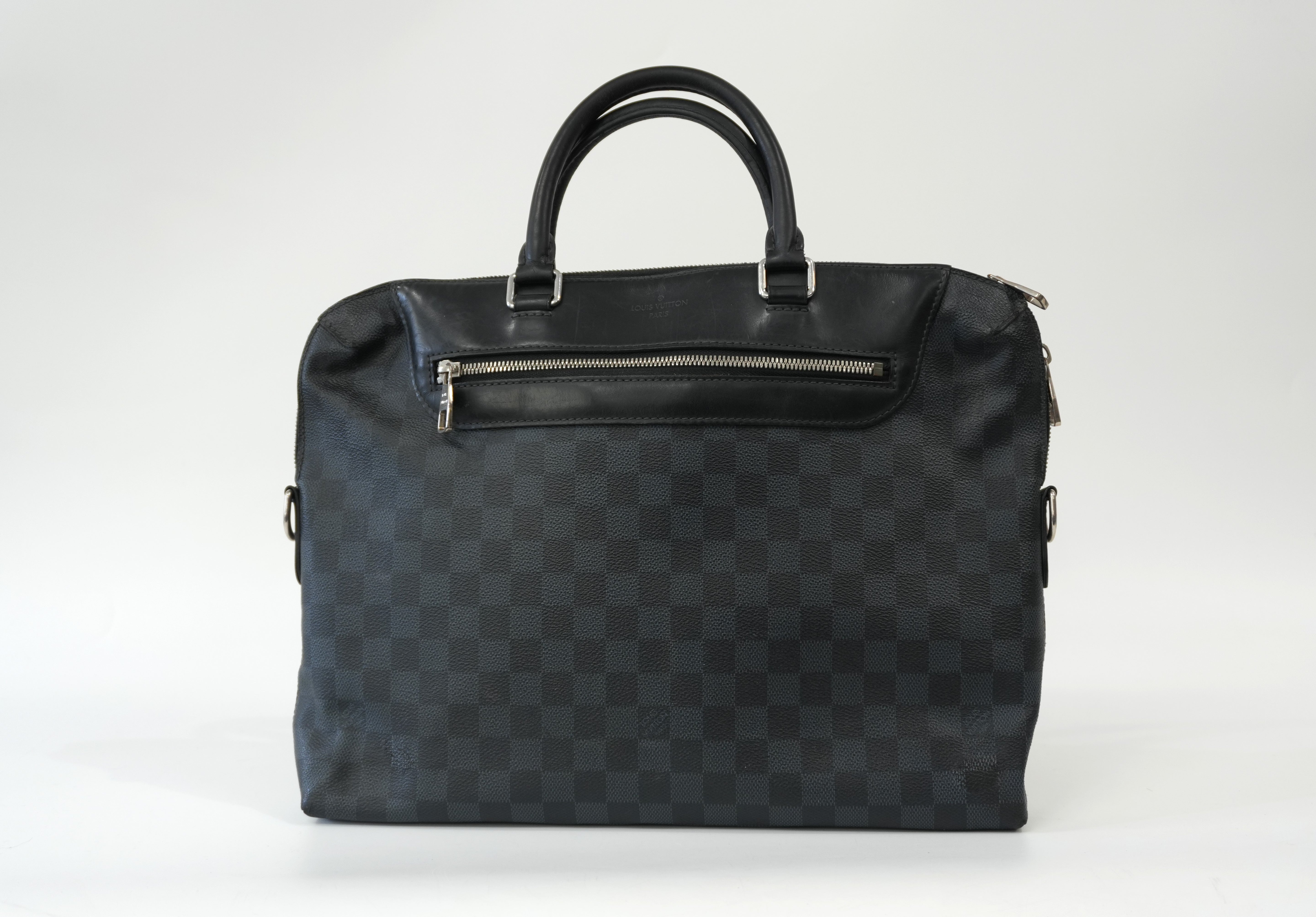 Pre-owned Louis Vuitton Damier Graphite Messenger Handbag