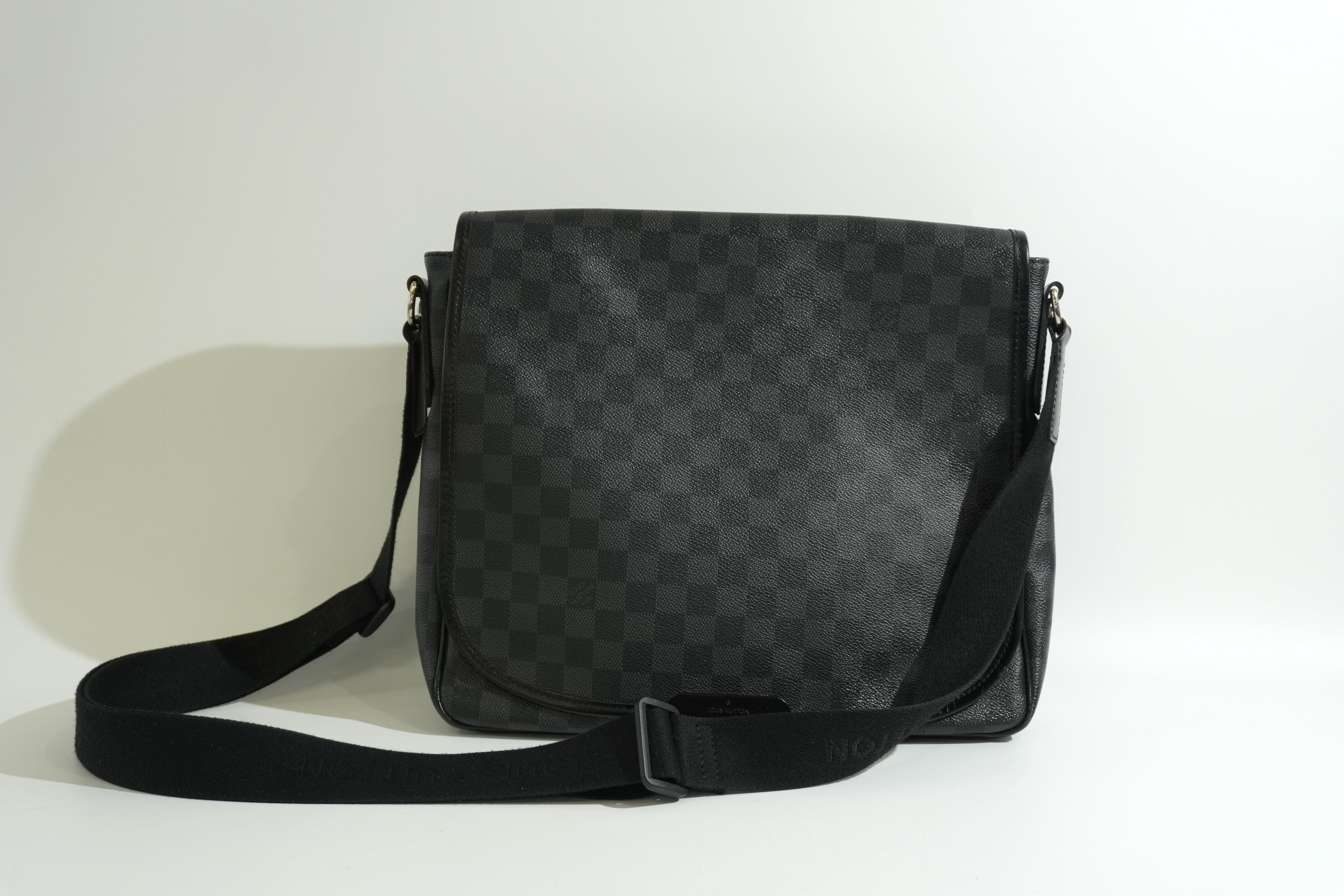 Pre-owned Louis Vuitton Damier Graphite Messenger Crossbody Bag