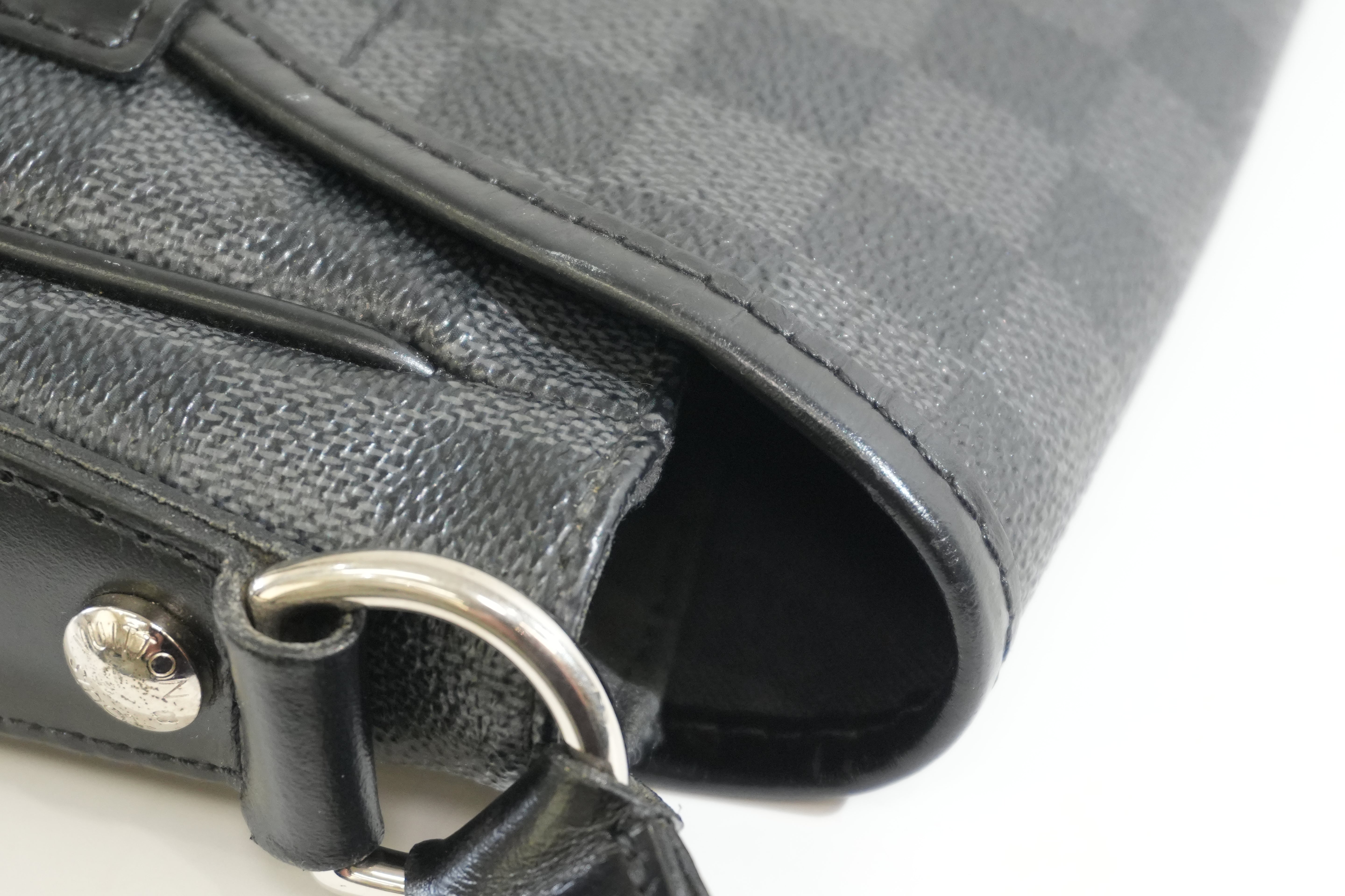 Pre-owned Louis Vuitton Damier Graphite Messenger Crossbody Bag