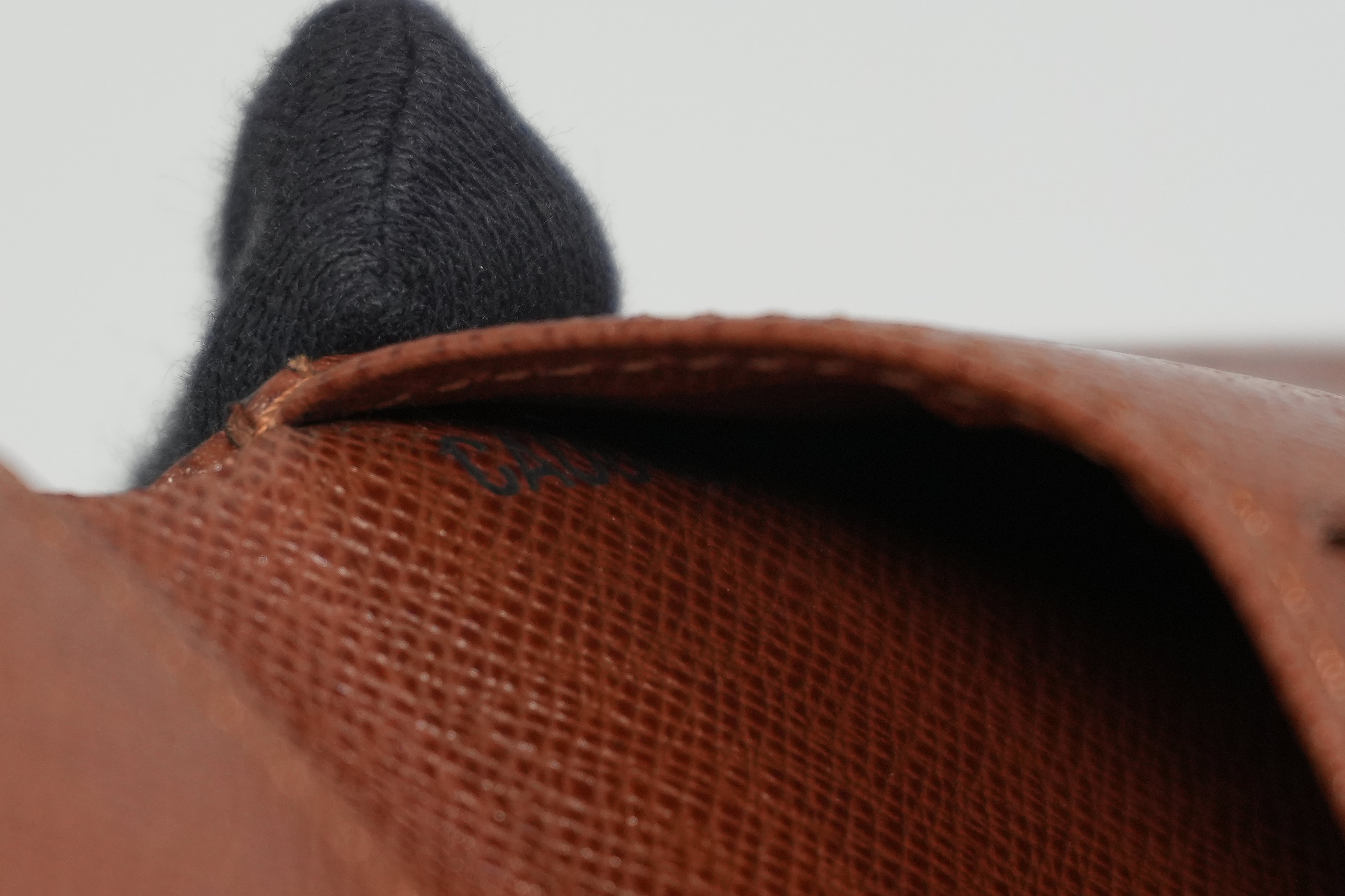 Pre-owned Louis Vuitton Monogram Bifold Wallet