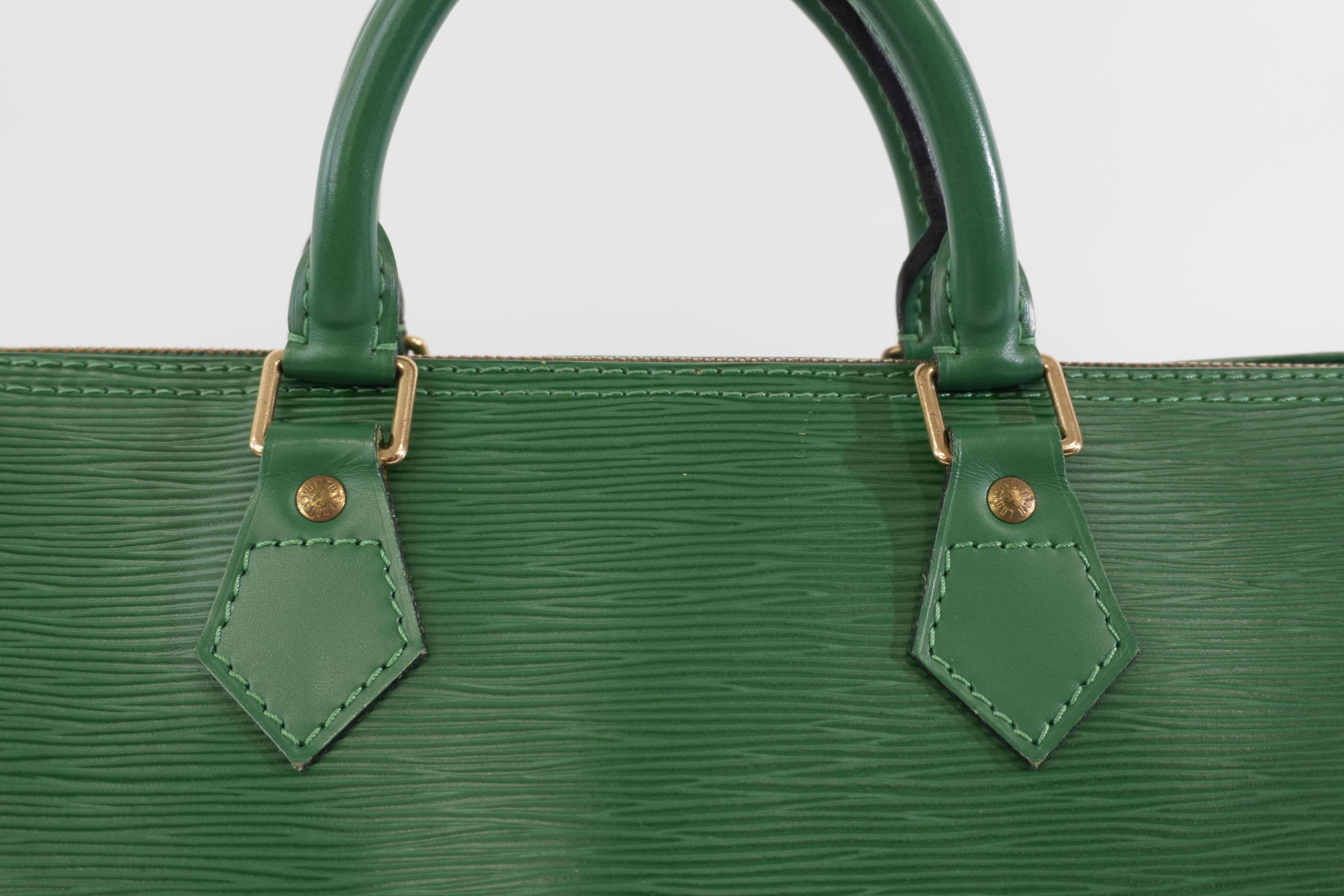 Pre-Owned Louis Vuitton Epi Speedy 35 Handbag/Green