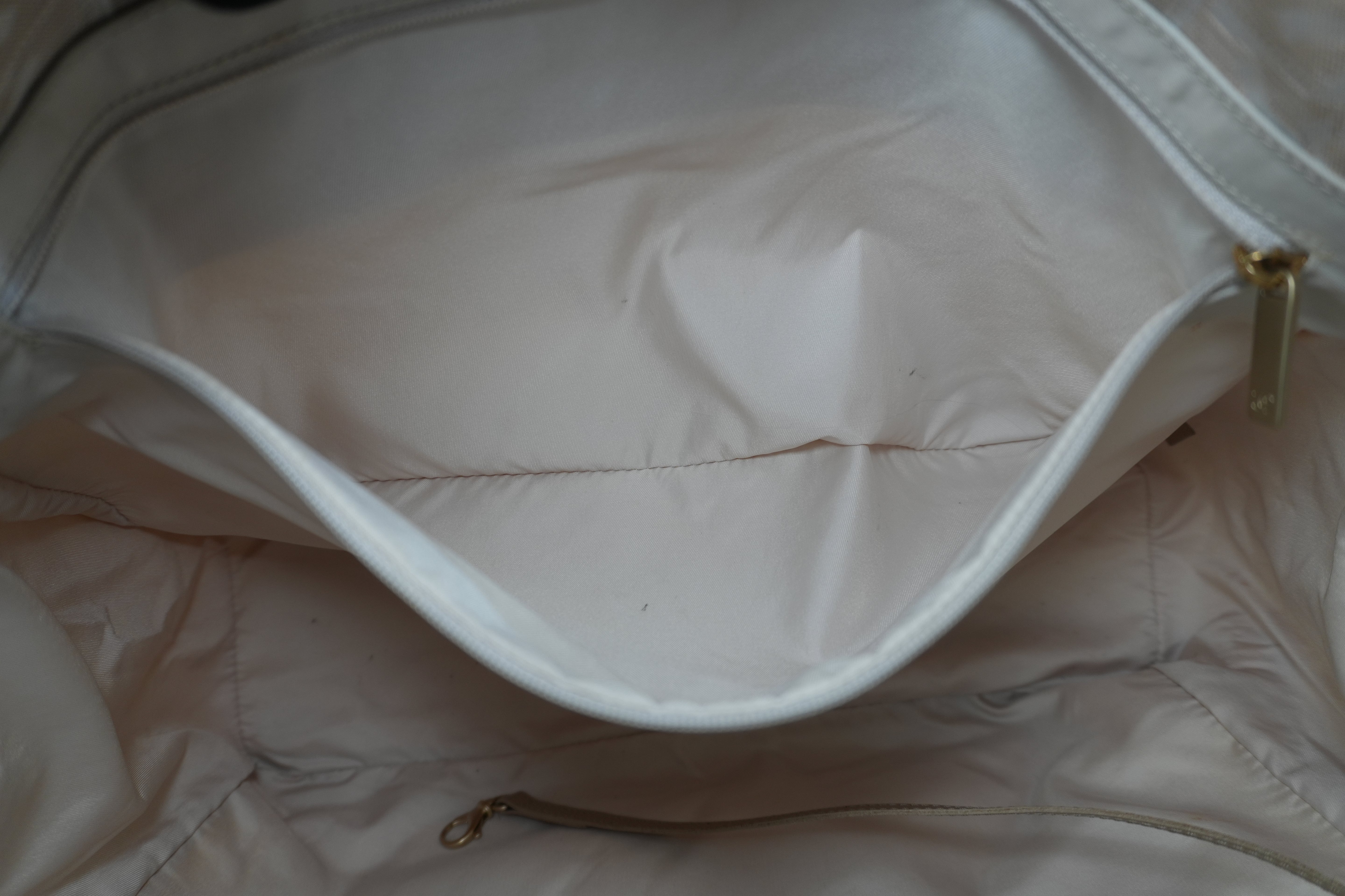 Pre-owned Chanel New Travel Line Tote Bag Beige