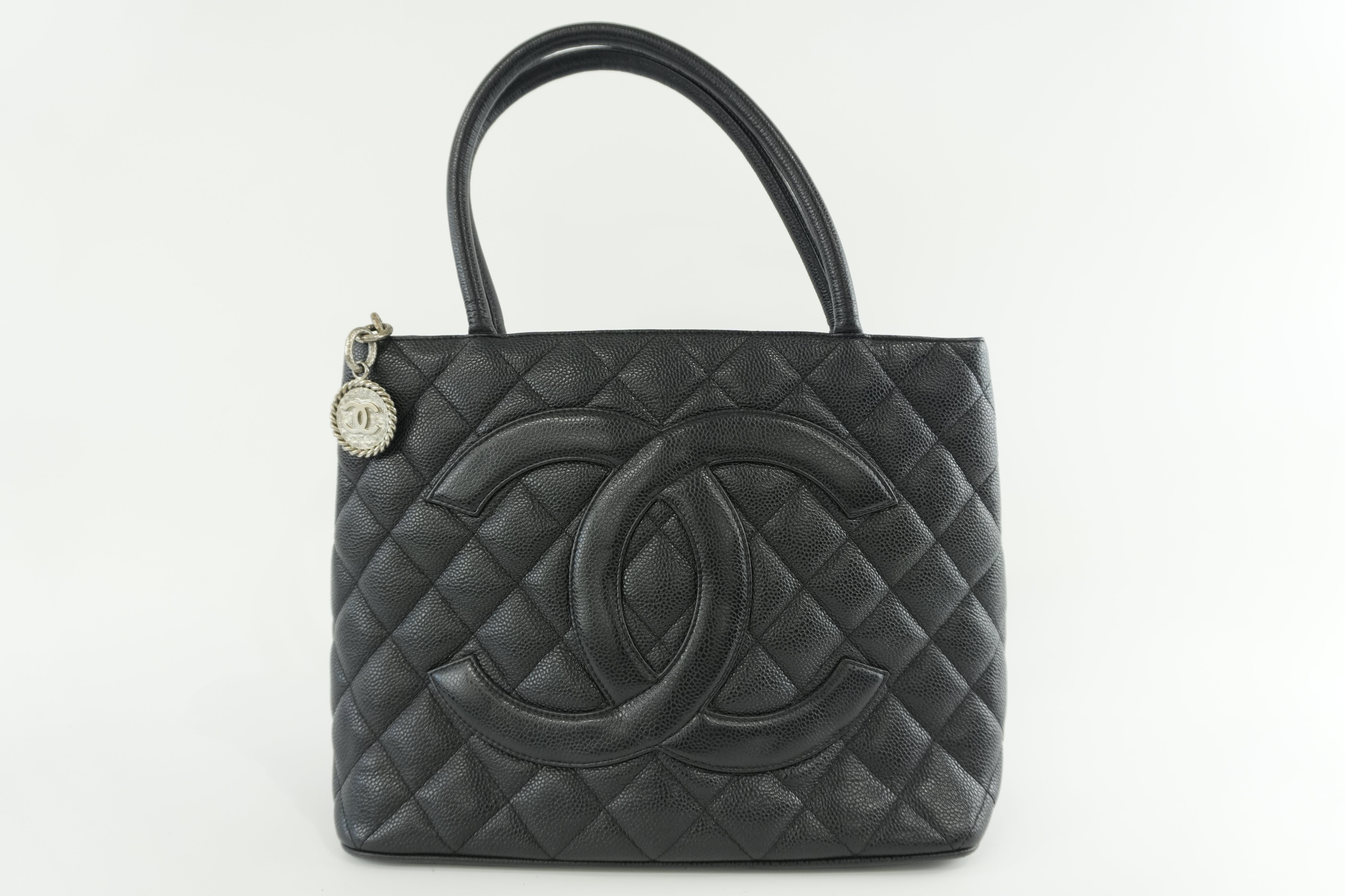 Pre-owned Chanel Medallion Caviar Tote Bag Silver Hardware Black Used