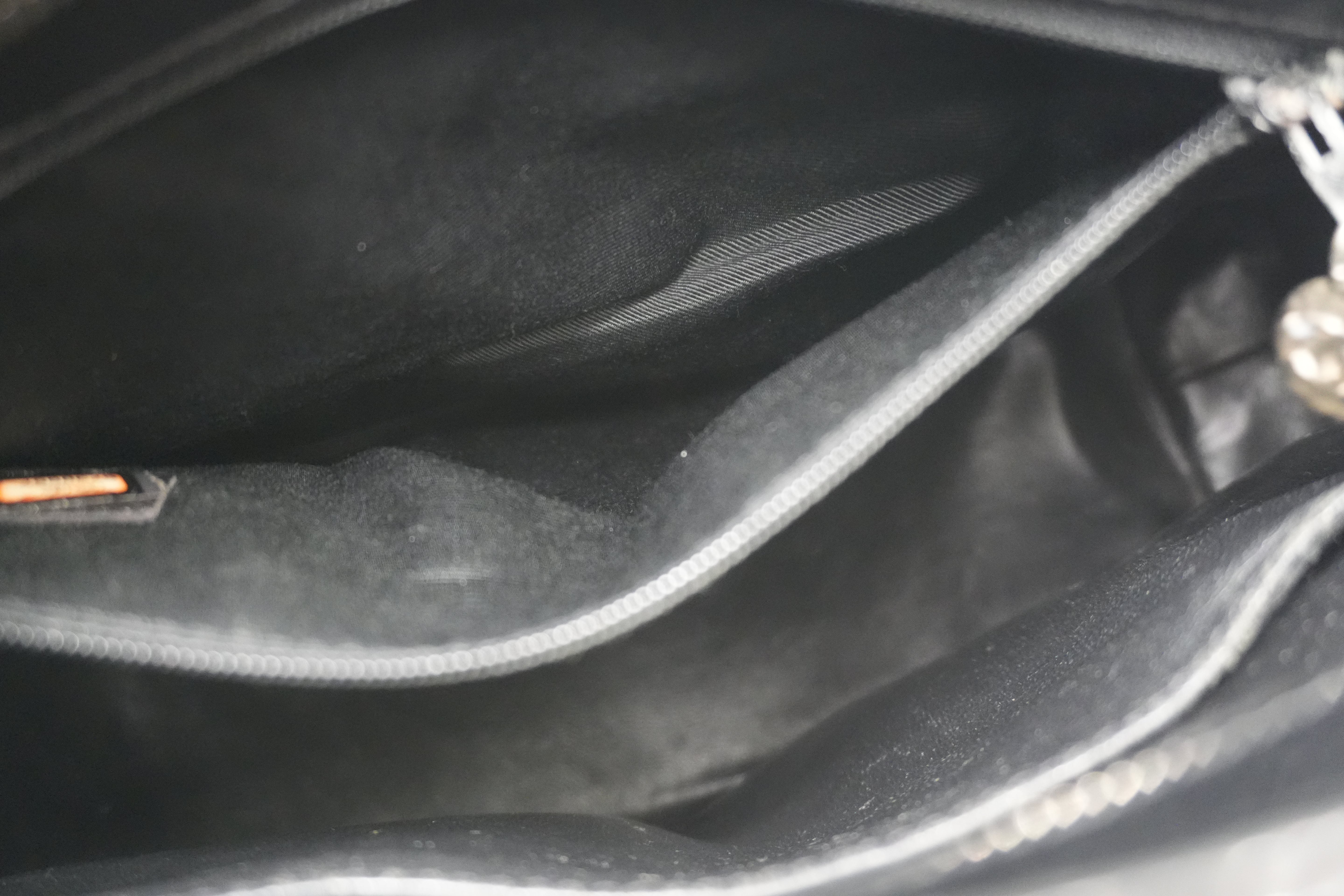 Pre-owned Chanel Medallion Caviar Tote Bag Silver Hardware Black Used