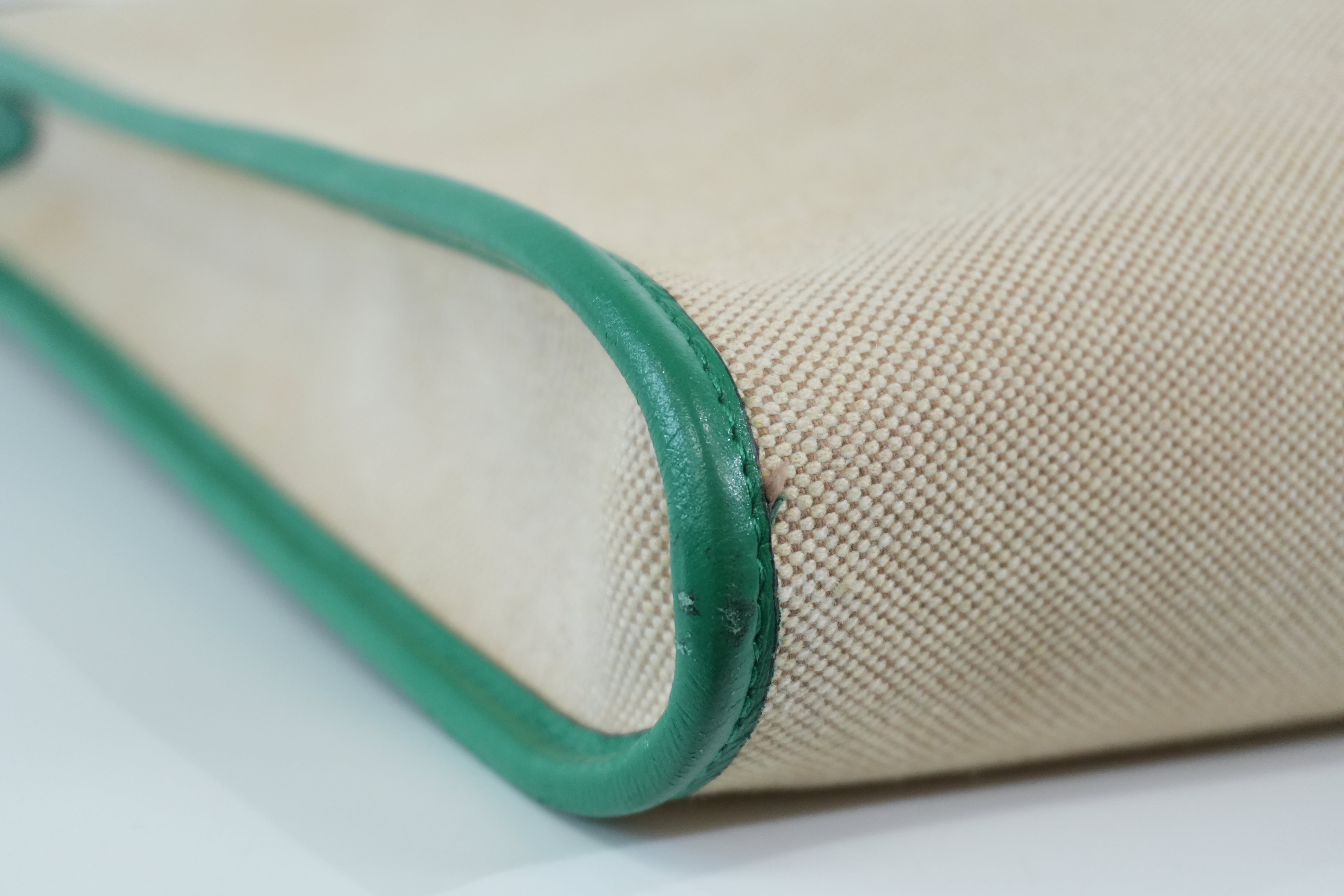 Pre-owned Gucci Rajah Tote Bag Ivory and Green